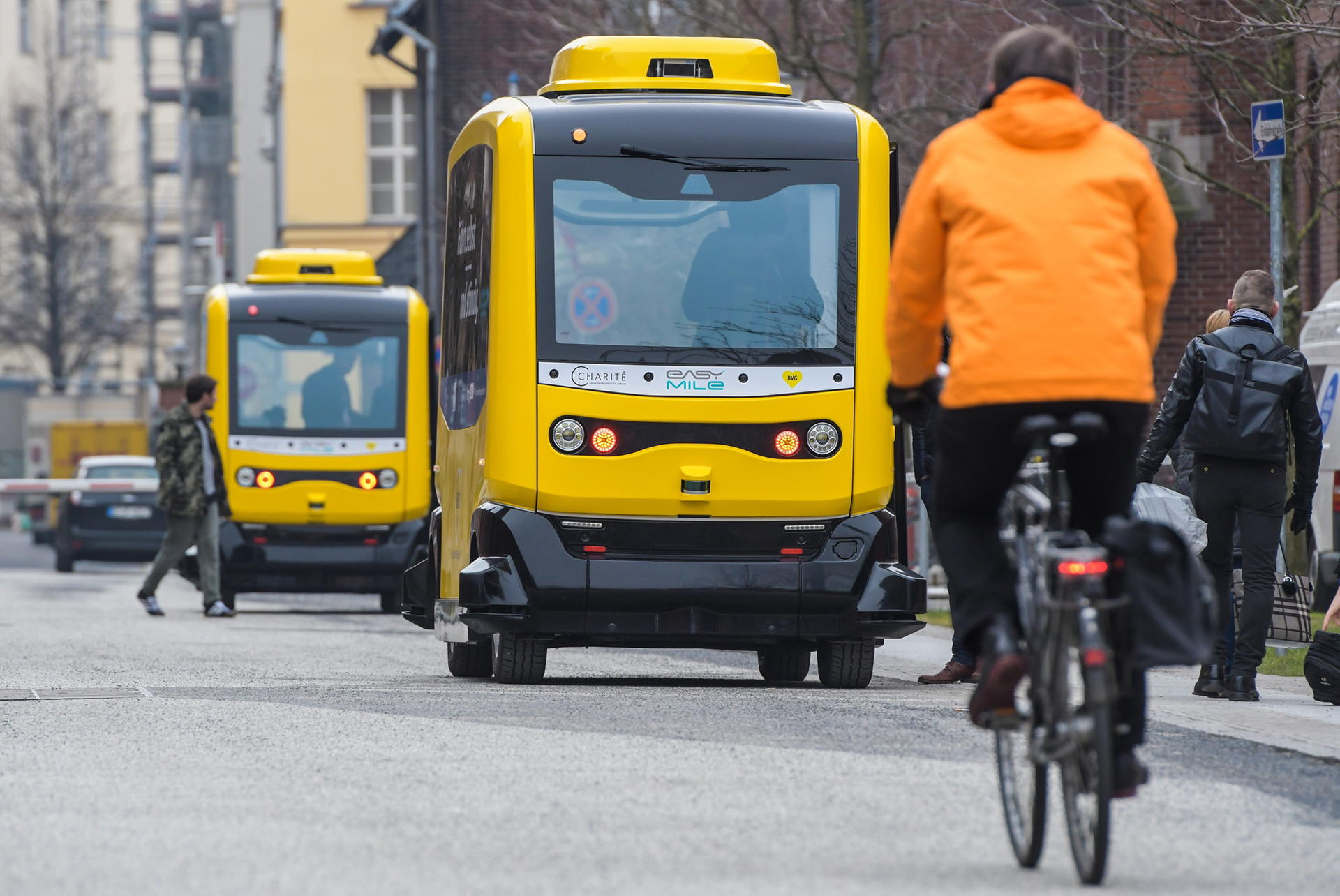 Charit Berlin Autonome Bvg Busse M Ssen Noch Lernen Ohne