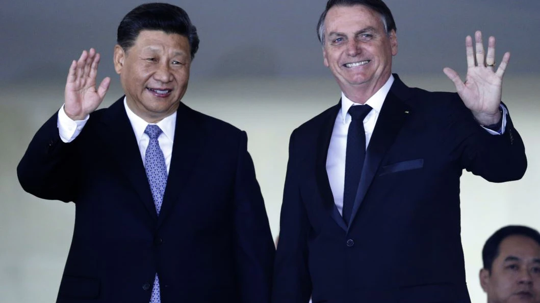 Xi Jinping (r), Präsident von China, und Jair Bolsonaro, Präsident von Brasilien.
