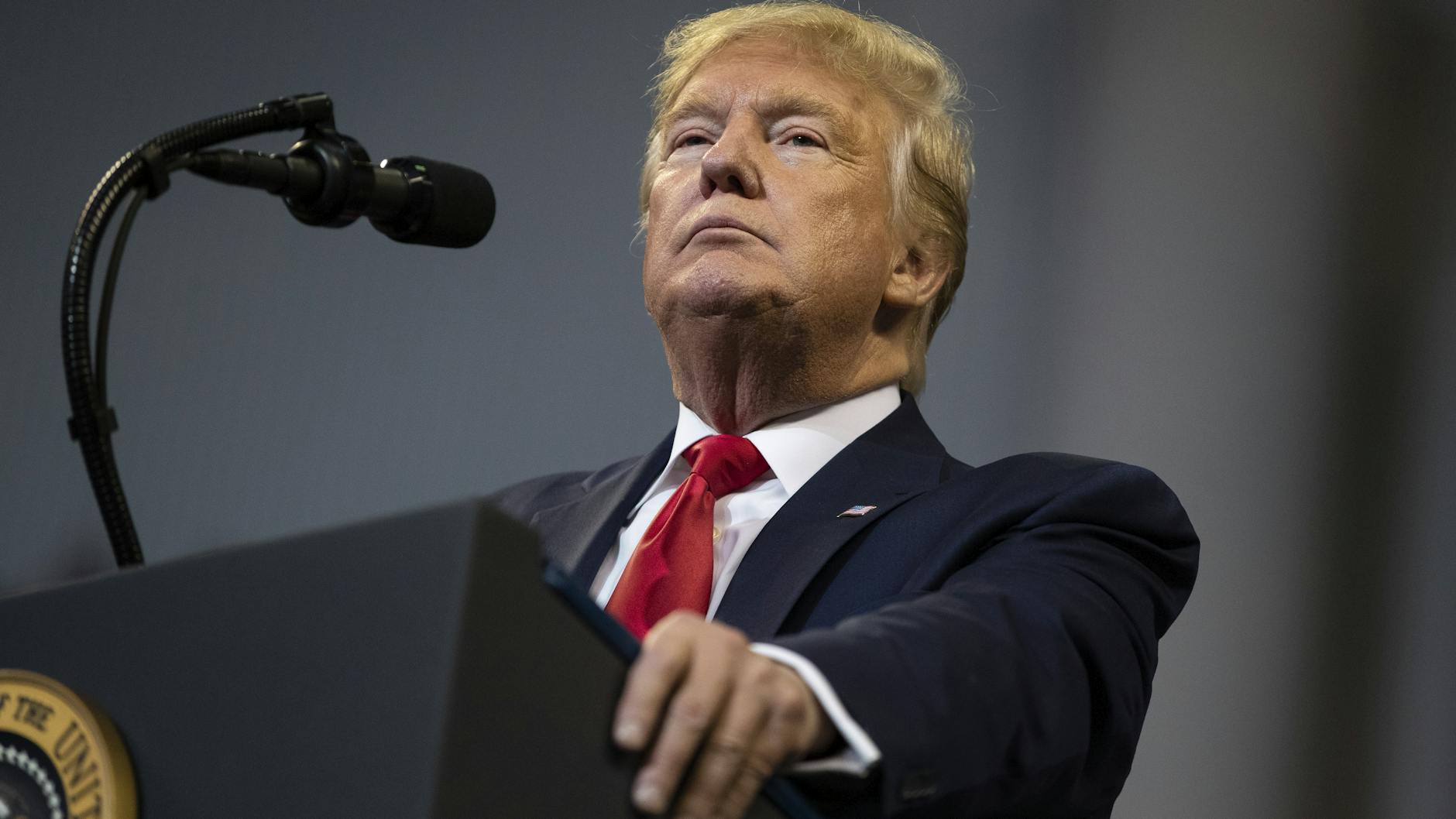 Trump bezeichnet das verfassungsmäßige Impeachment-Verfahren als illegalen Lynchprozess.