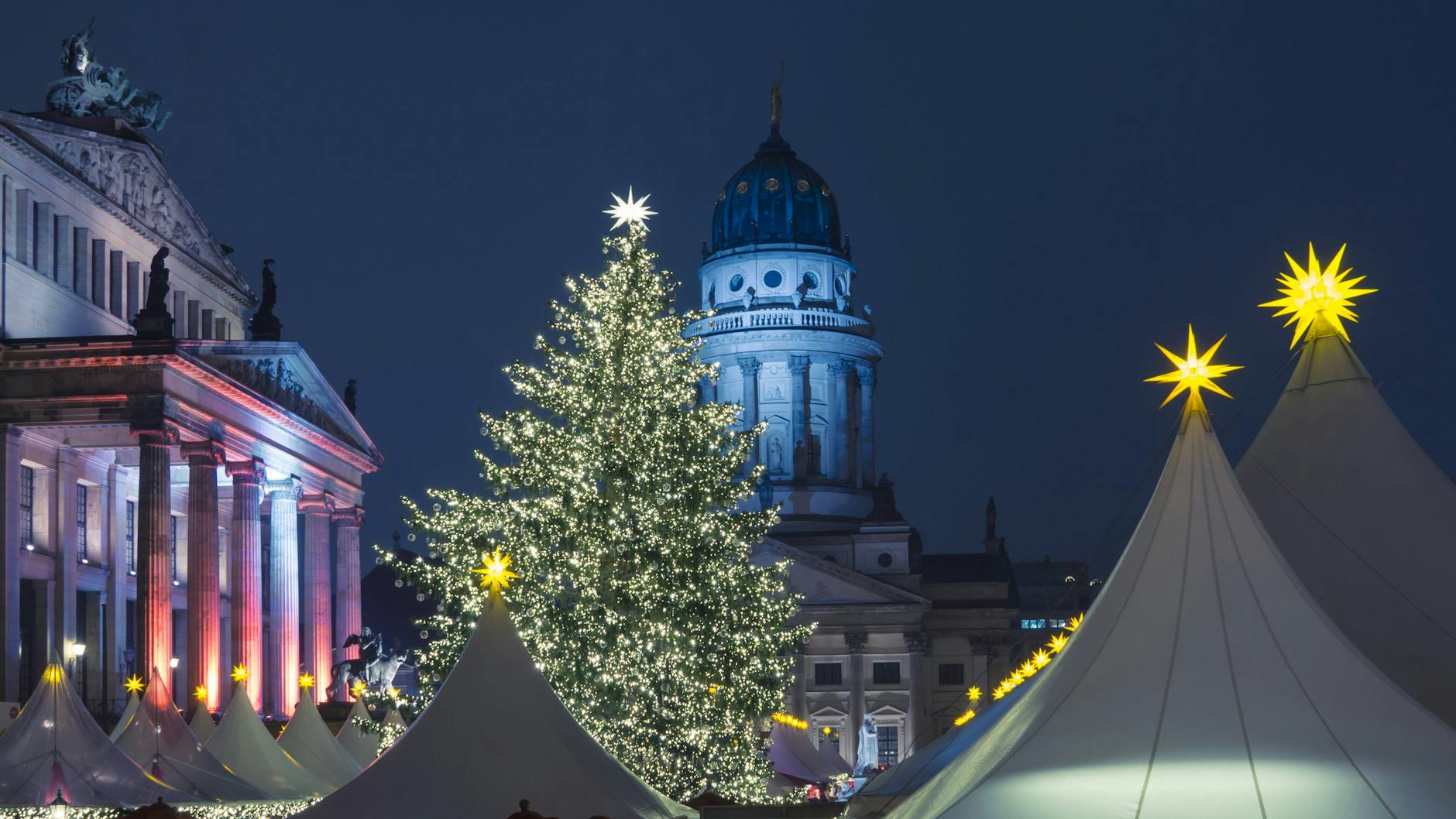 Traditioneller Weihnachtsmarkt am Gendarmenmarkt.
