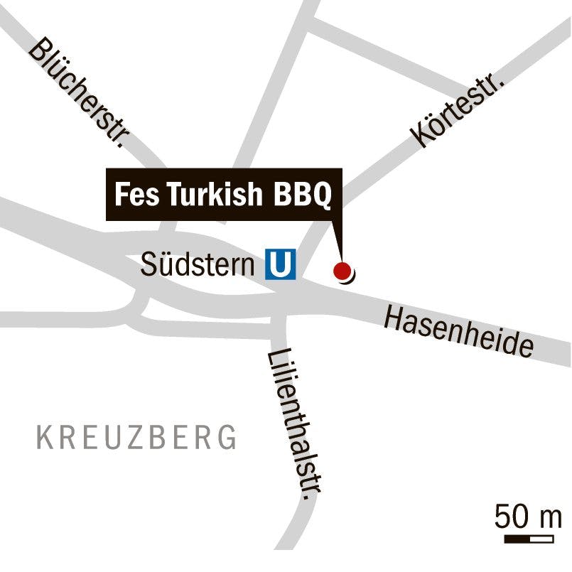 <em><strong>Fes Turkish BBQ<br></strong>Hasenheide 58, Kreuzberg. Di–So 17–23 Uhr.<br><em><em>Preise: Fleisch 12–22 Euro, Mezze und Salate 6–9 Euro, Süßspeisen 7 Euro. Kombiplatte für 2 Personen 68 Euro</em></em><br></em>