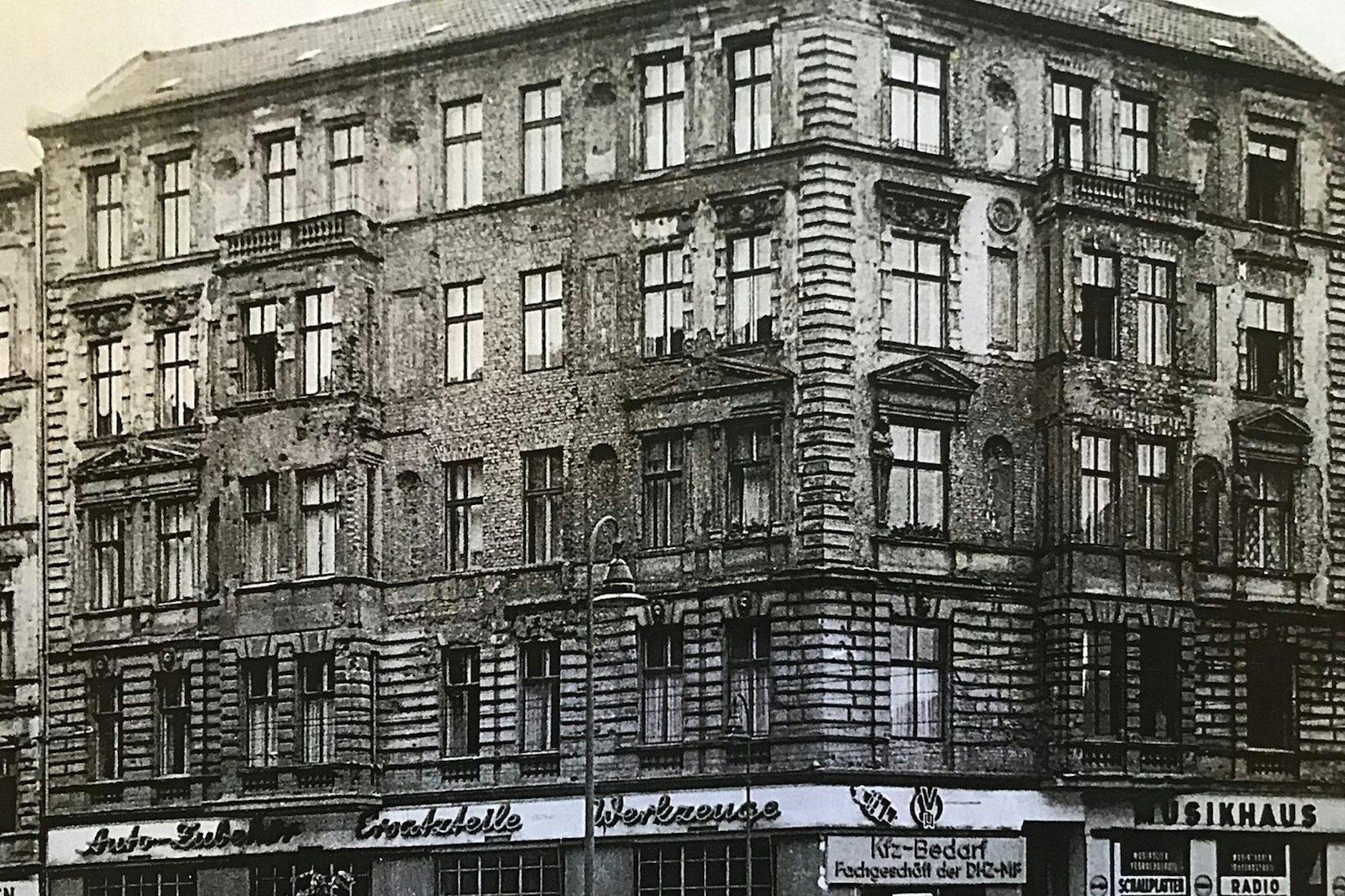 Ansicht des Hauses in Mitte in den Dreißigerjahren.