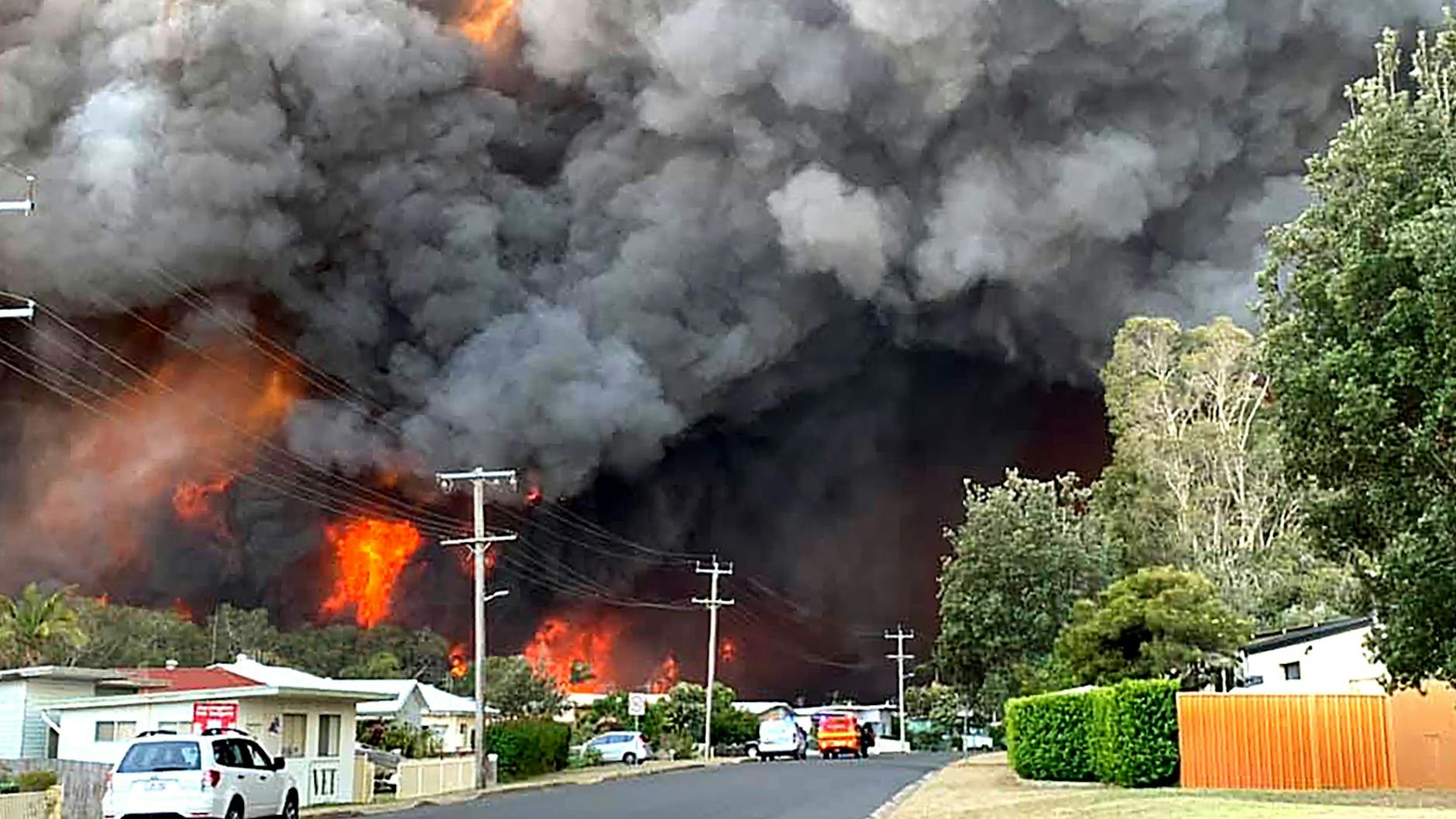 Die gewaltigen Buschfeuer in Australien haben ganze Regionen in einen orangefarbenen Ton gefärbt.