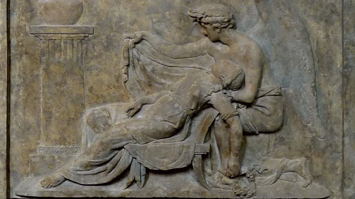 Das Relief des Grabmals von Julie von Voß.