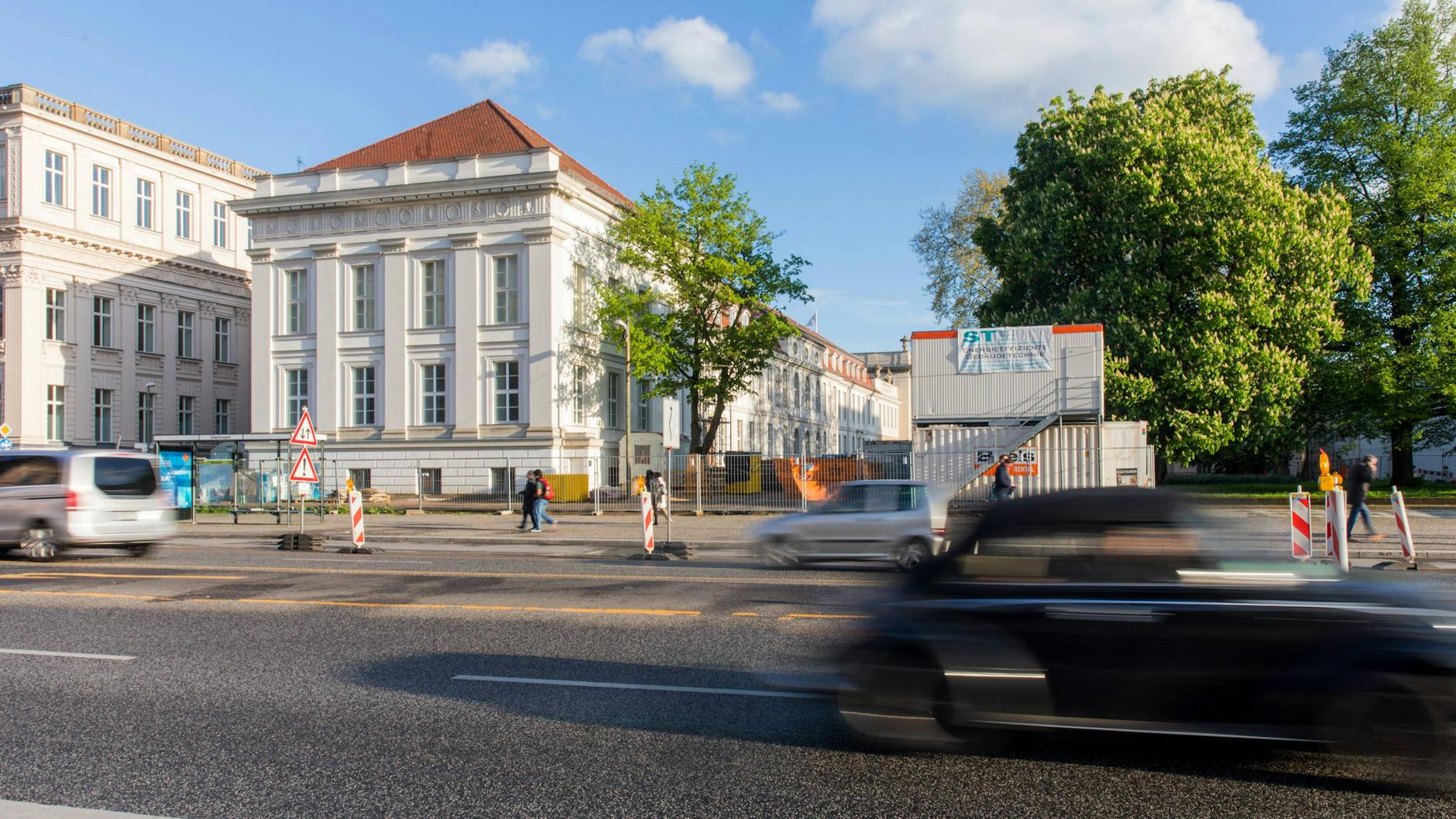 Noch ist offen, wie genau die Straße Unter den Linden einmal aussehen wird.