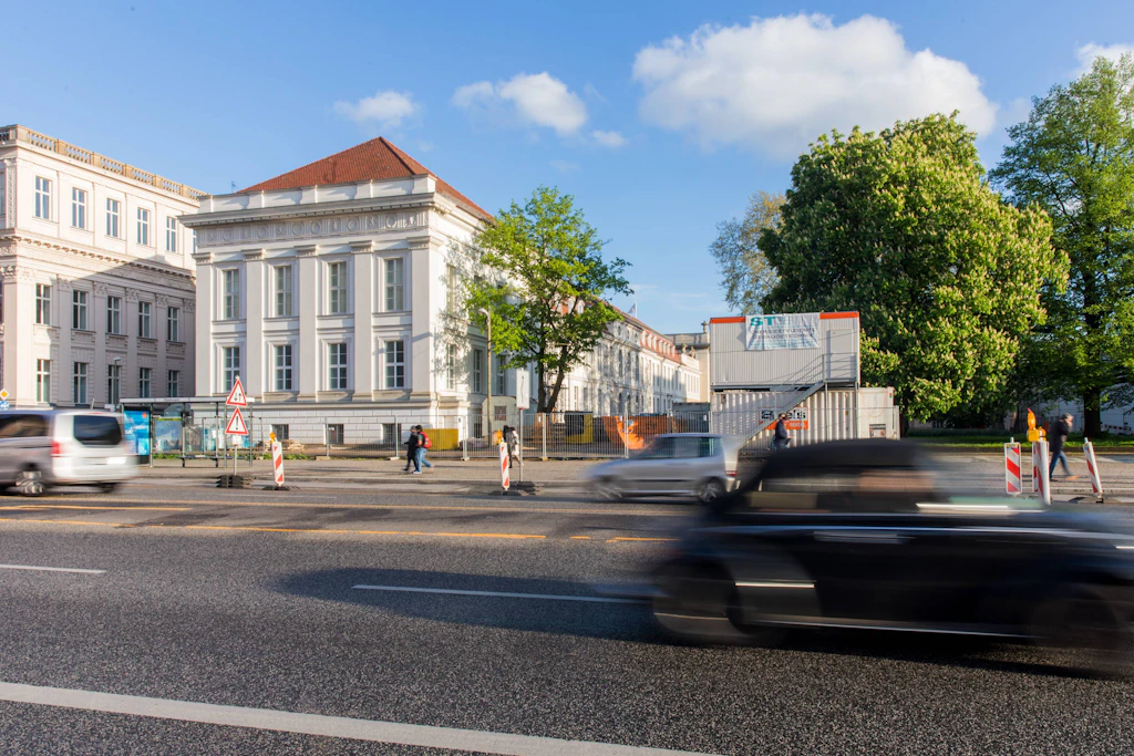Senat will Unter den Linden und den Kudamm neu gestalten