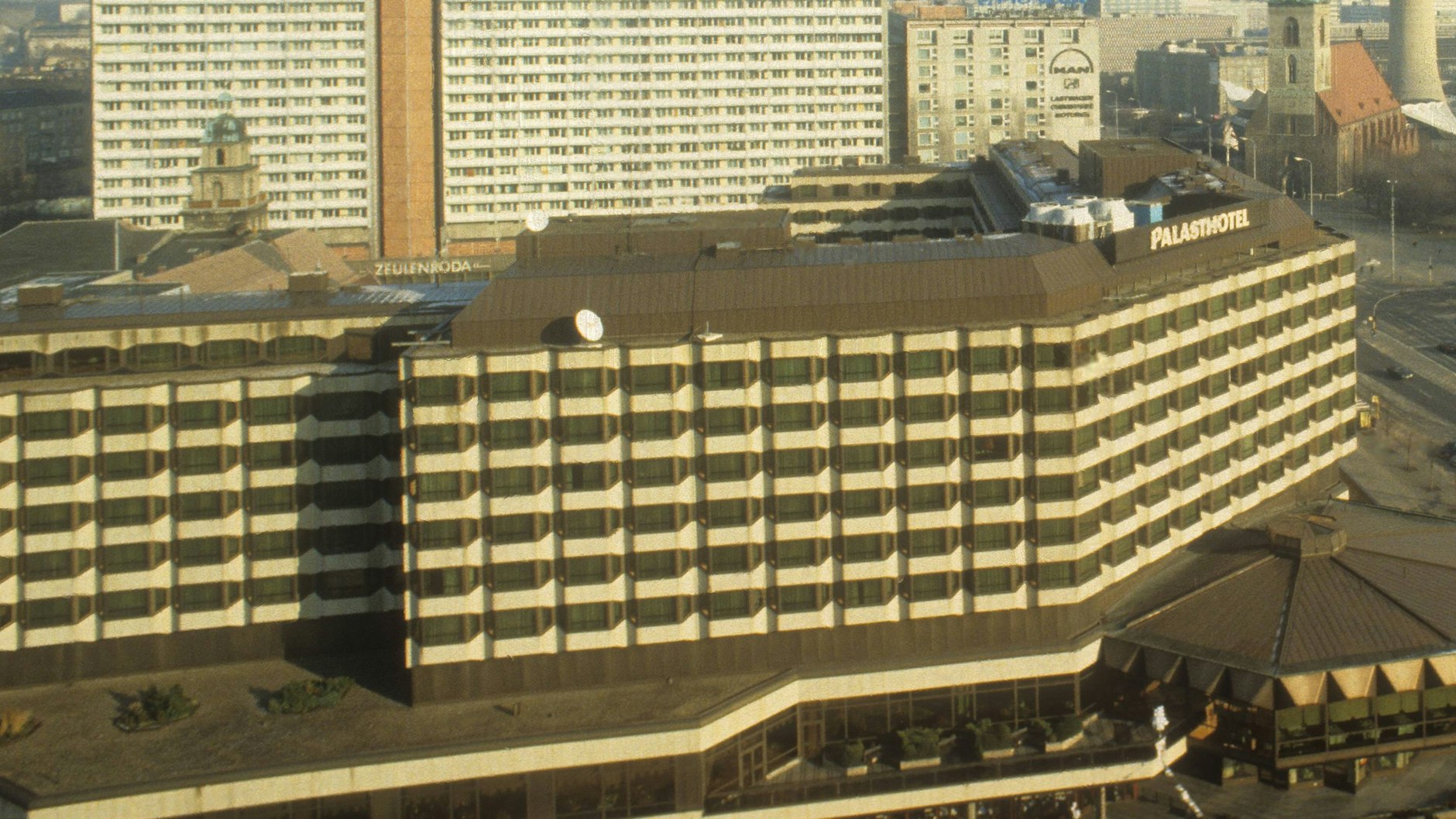 Das Palasthotel 1991.