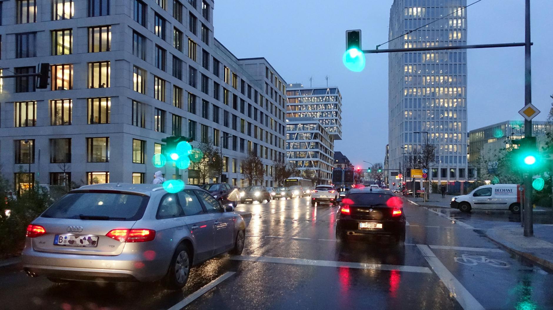 In Berlin kommen 390 Autos auf 1000 Einwohner.