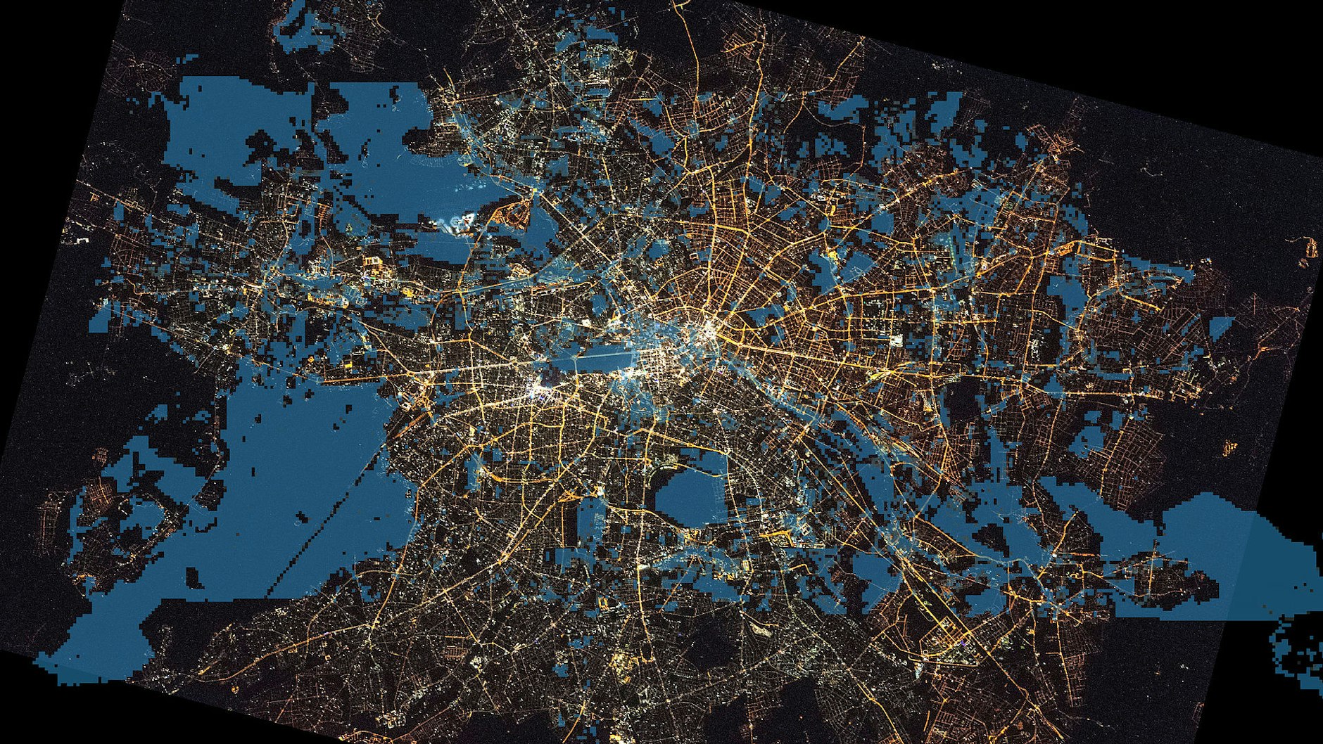 Dieses Bild zeigt, wo Berliner Fledermäuse bevorzugt jagen (blau). 