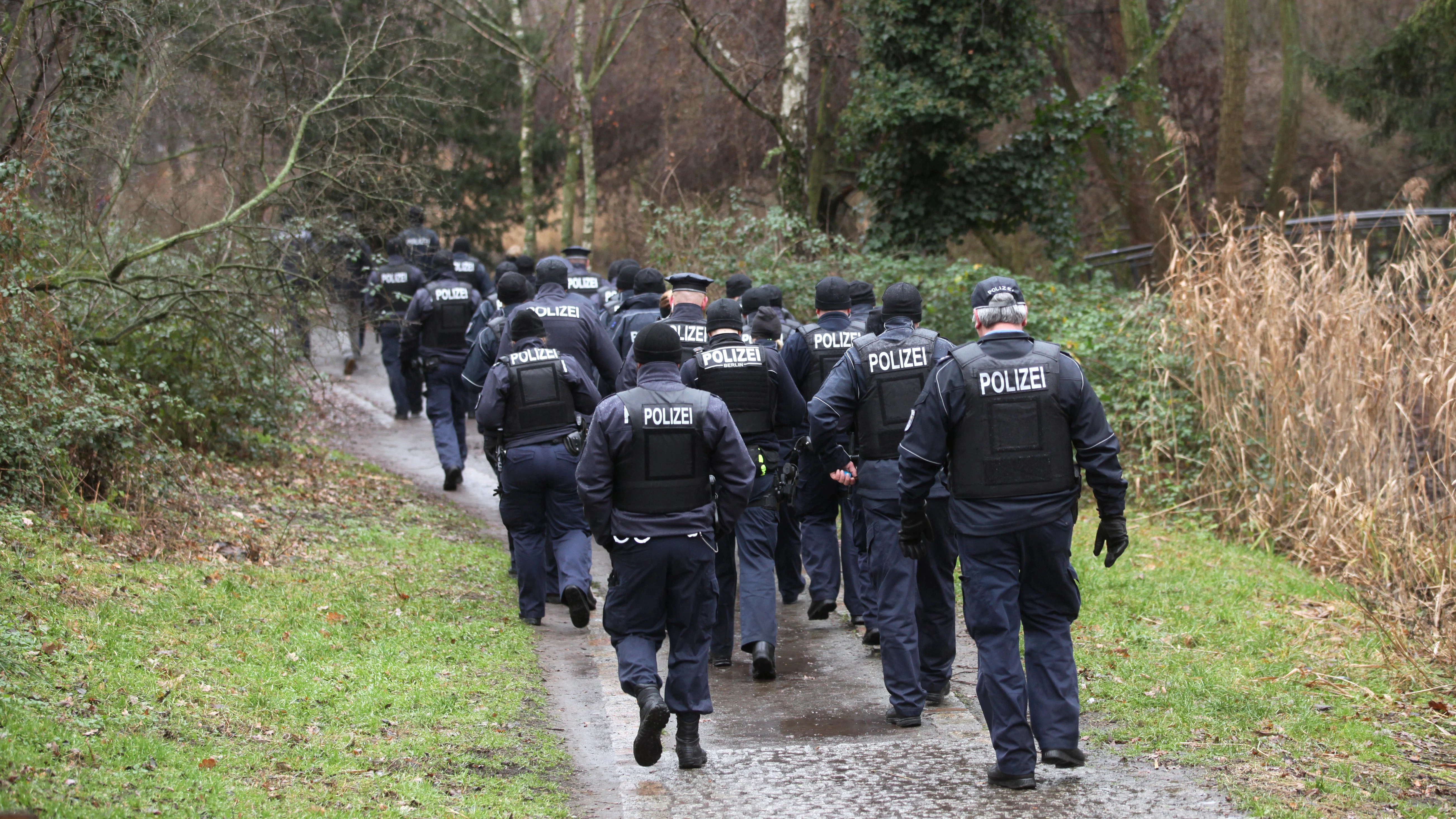 Polizisten der neuen Brennpunkteinheit marschierten am Wochenende schon mal im Görlitzer Park auf.&nbsp;