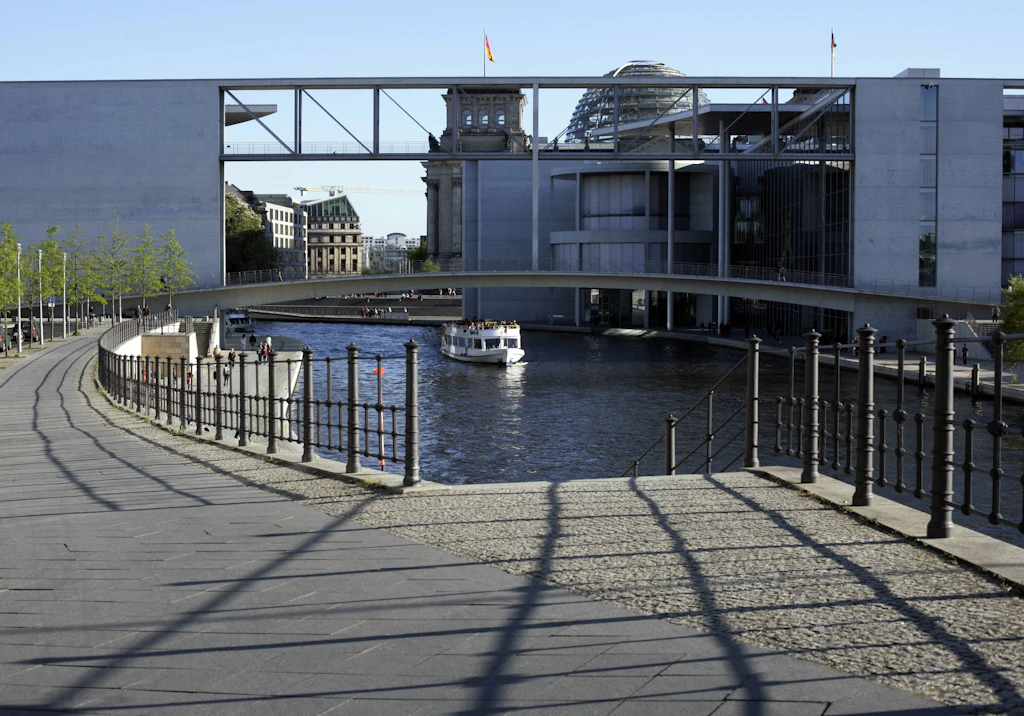 Zu viele Abgeordnete: Der Bundestag platzt aus allen Nähten