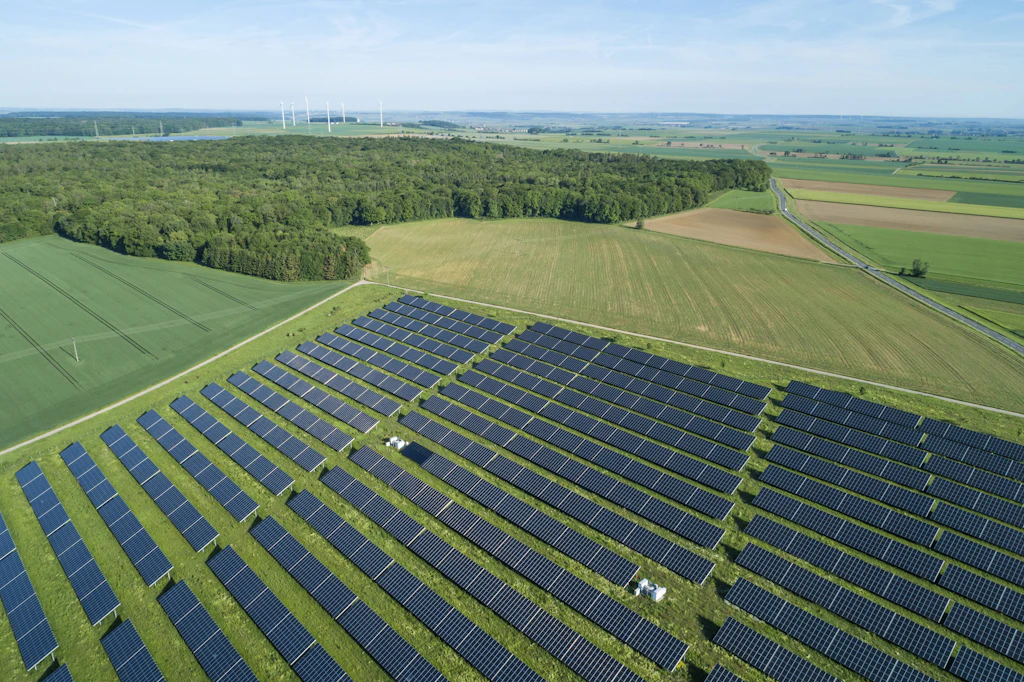 Gesunkener CO2-Ausstoß dank Energiewende: Weiter so!