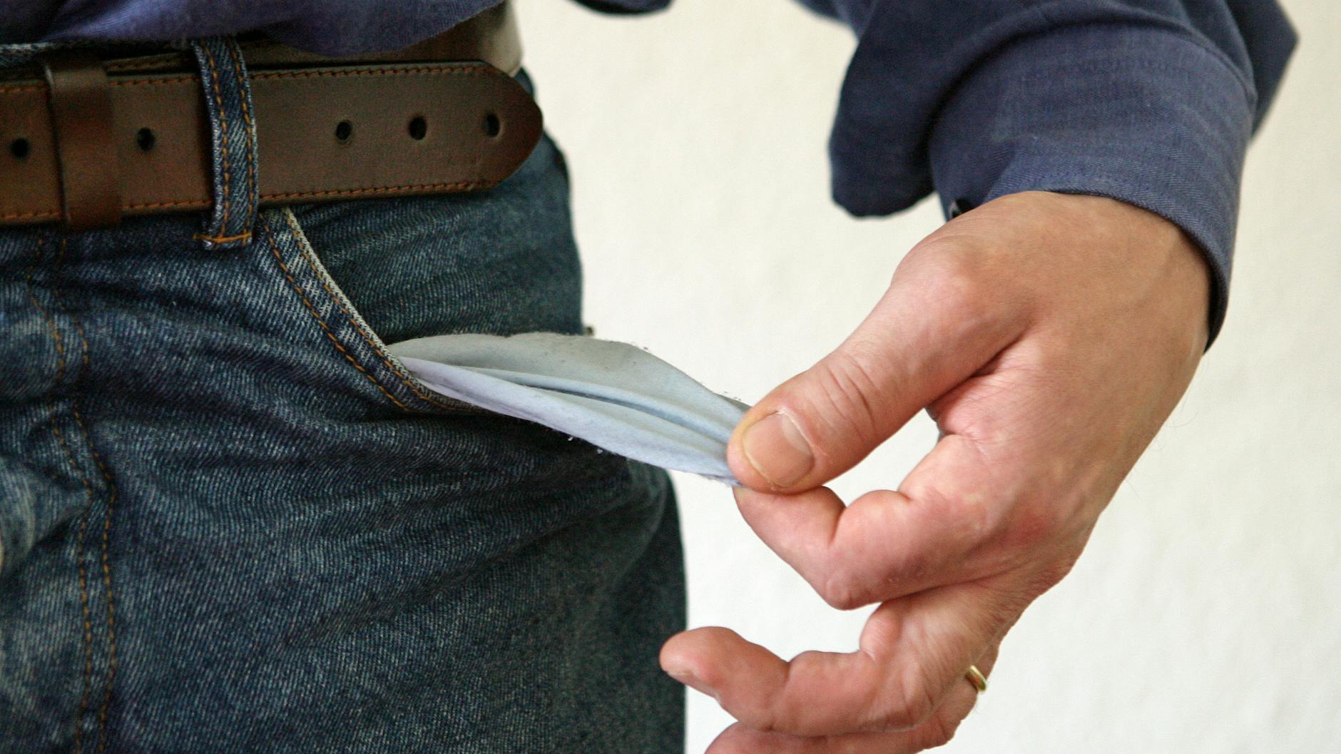 Ein Weg aus der Schuldenfalle ist, sich professionelle Hilfe zu suchen.