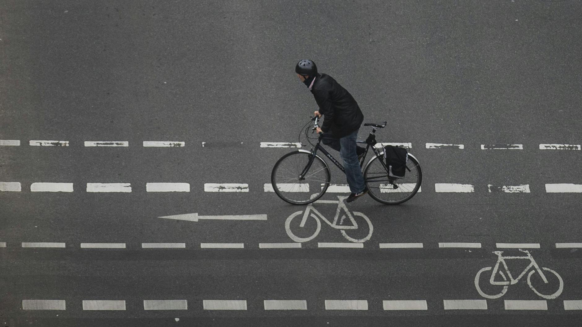Die Trennung von Straße und Fahrradwegen birgt nicht nur Vorteile.