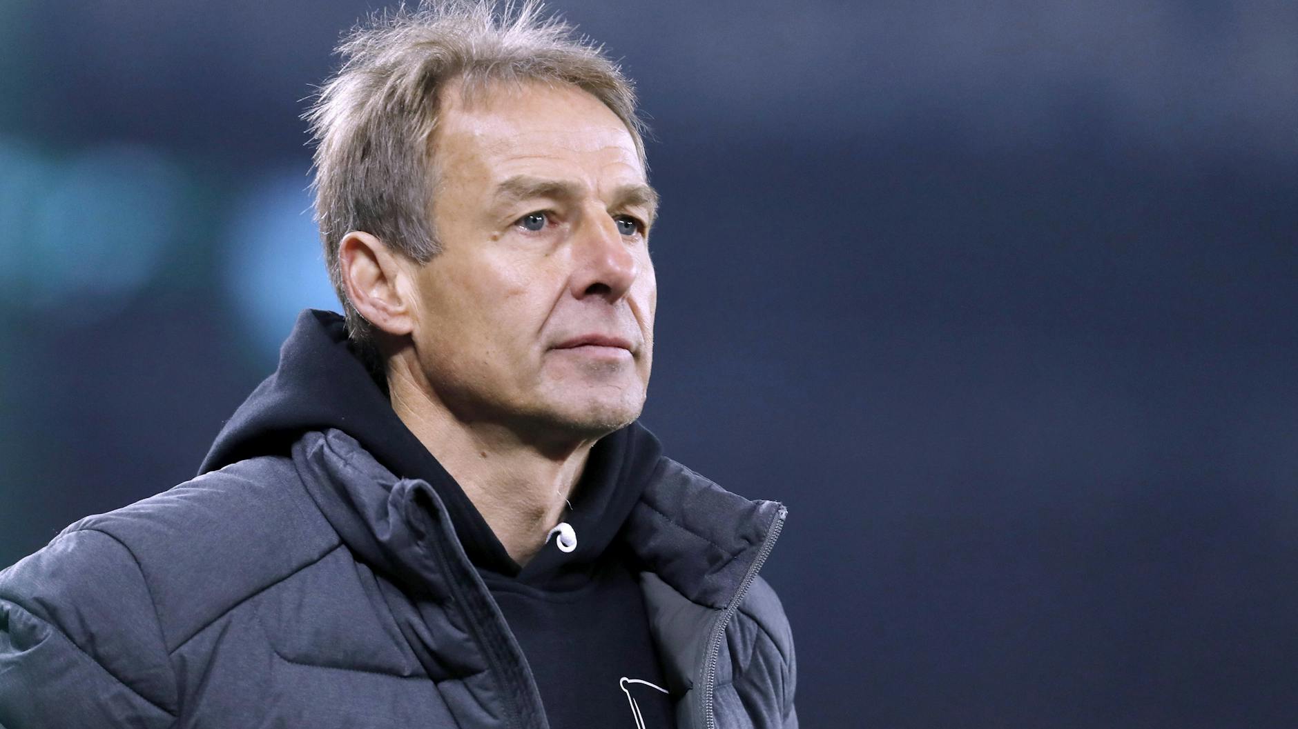 Jürgen Klinsmann hat via Facebook seinen Rücktritt als Trainer von Hertha BSC verkündet.