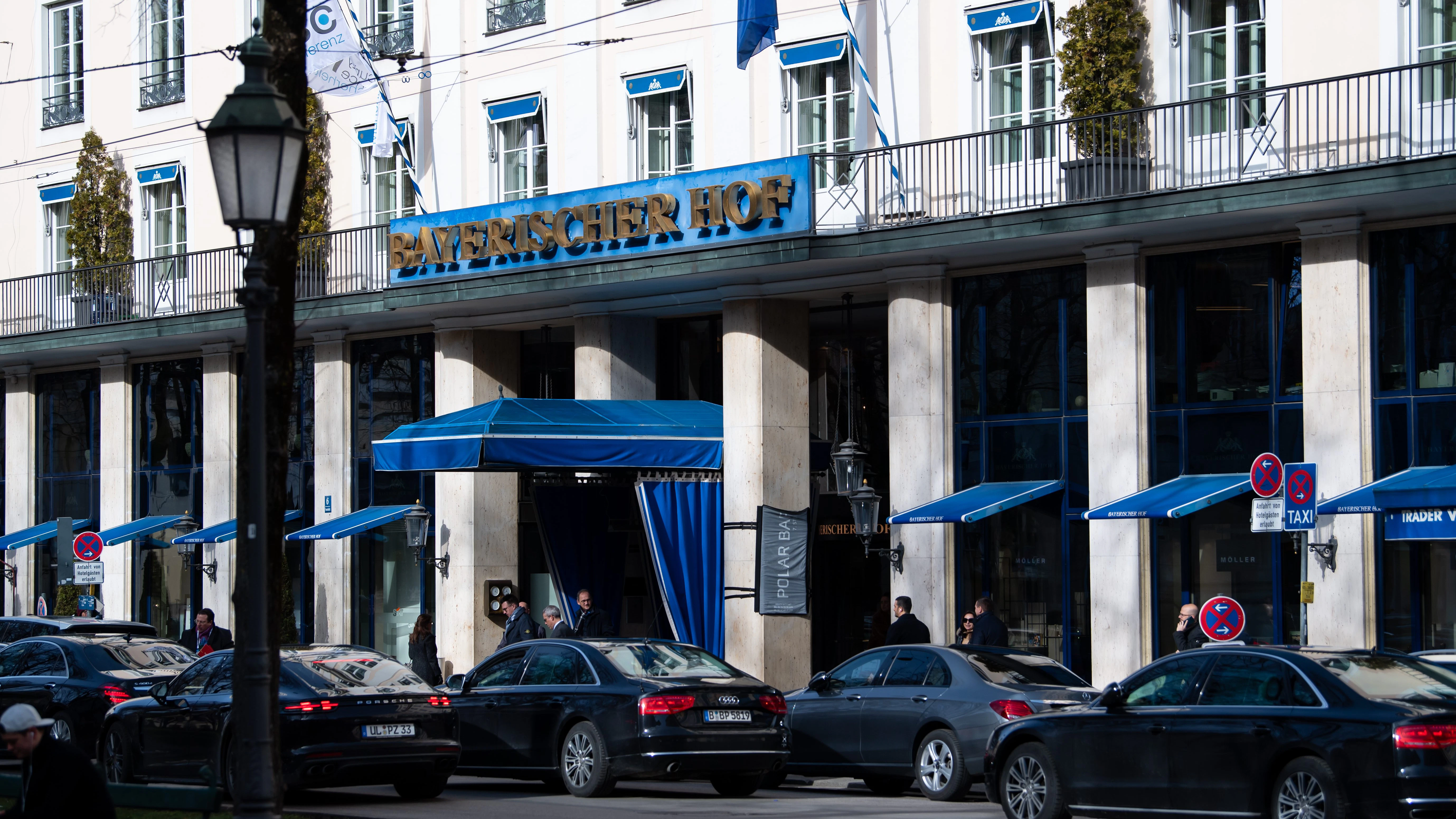 Die Konferenz tag traditionell im Hotel Bayerischer Hof.&nbsp;