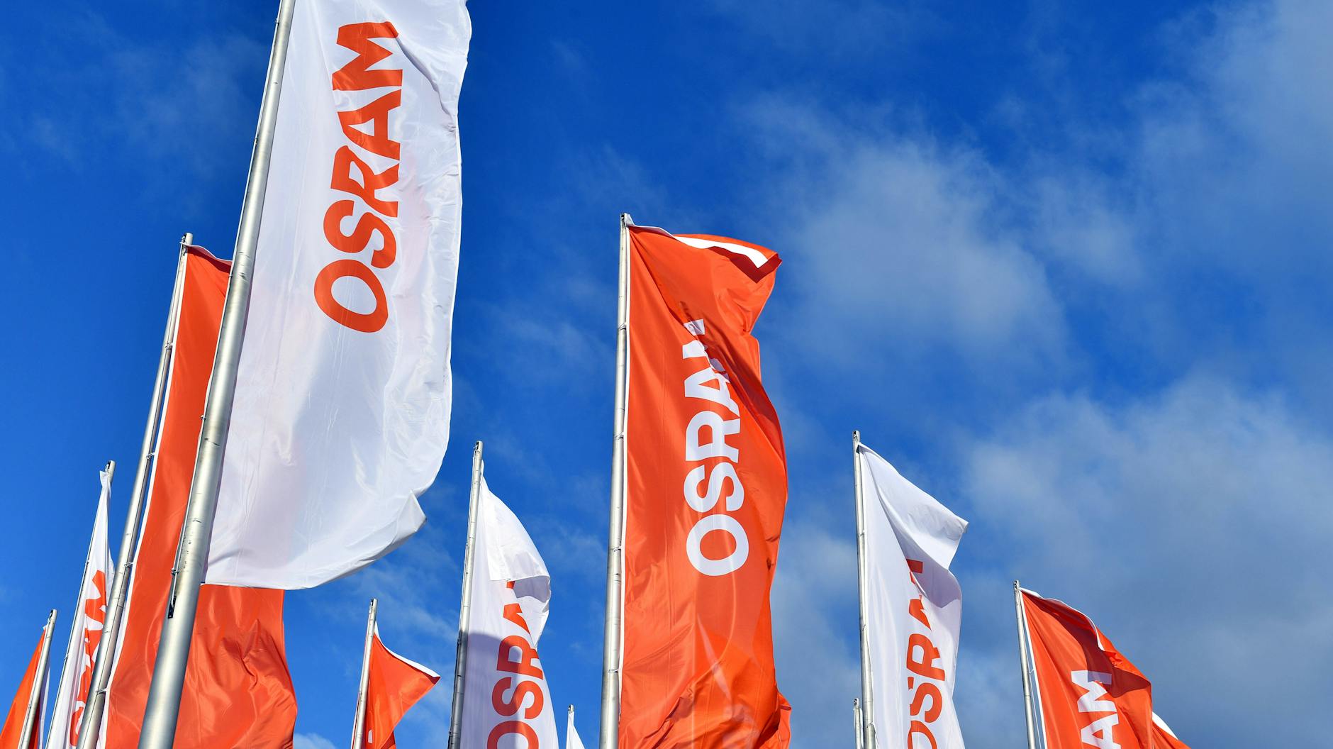 Der Konzern Osram hat 60 Prozent seiner Anteile an AMS verkauft. 
