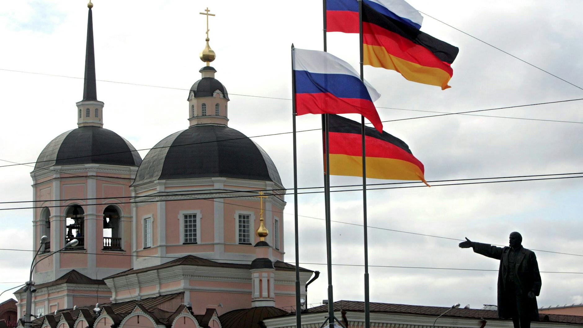 Russland und Deutschland auf Tuchfühlung, 2006 in Sibirien. 