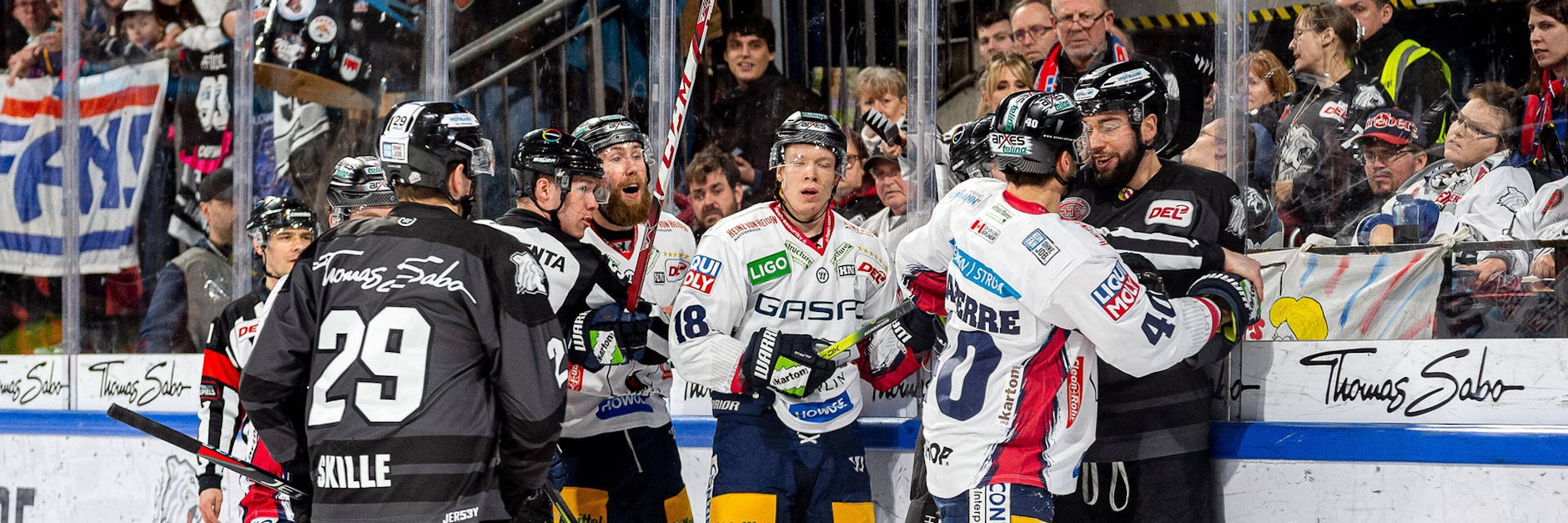 Die Eisbären lieferten sich mit Nürnberg ein intensives Duell.