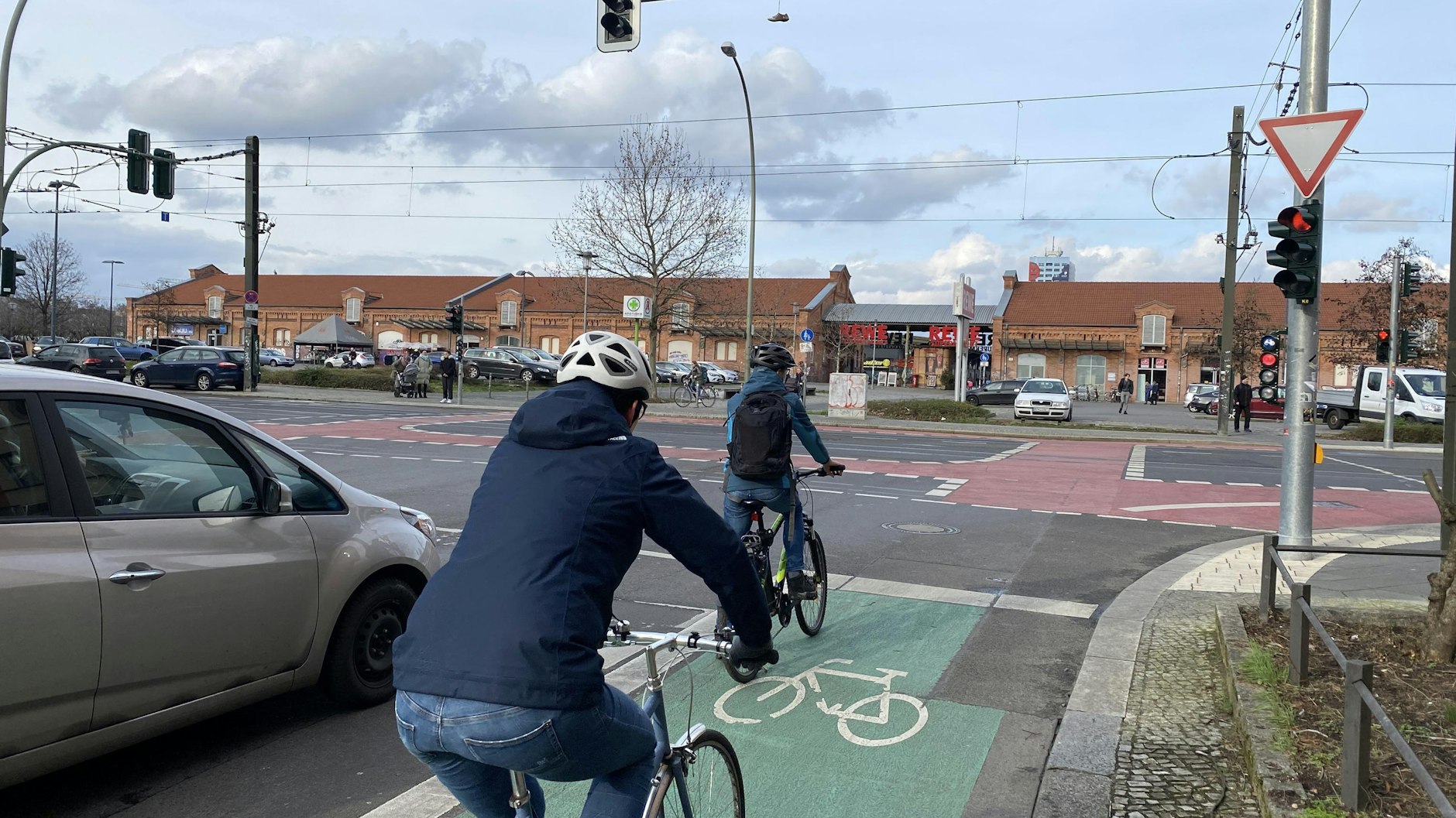Proskauer/ Ecke Eldenaer Straße in Friedrichshain: Hier wird die Radschnellverbindung beginnen.