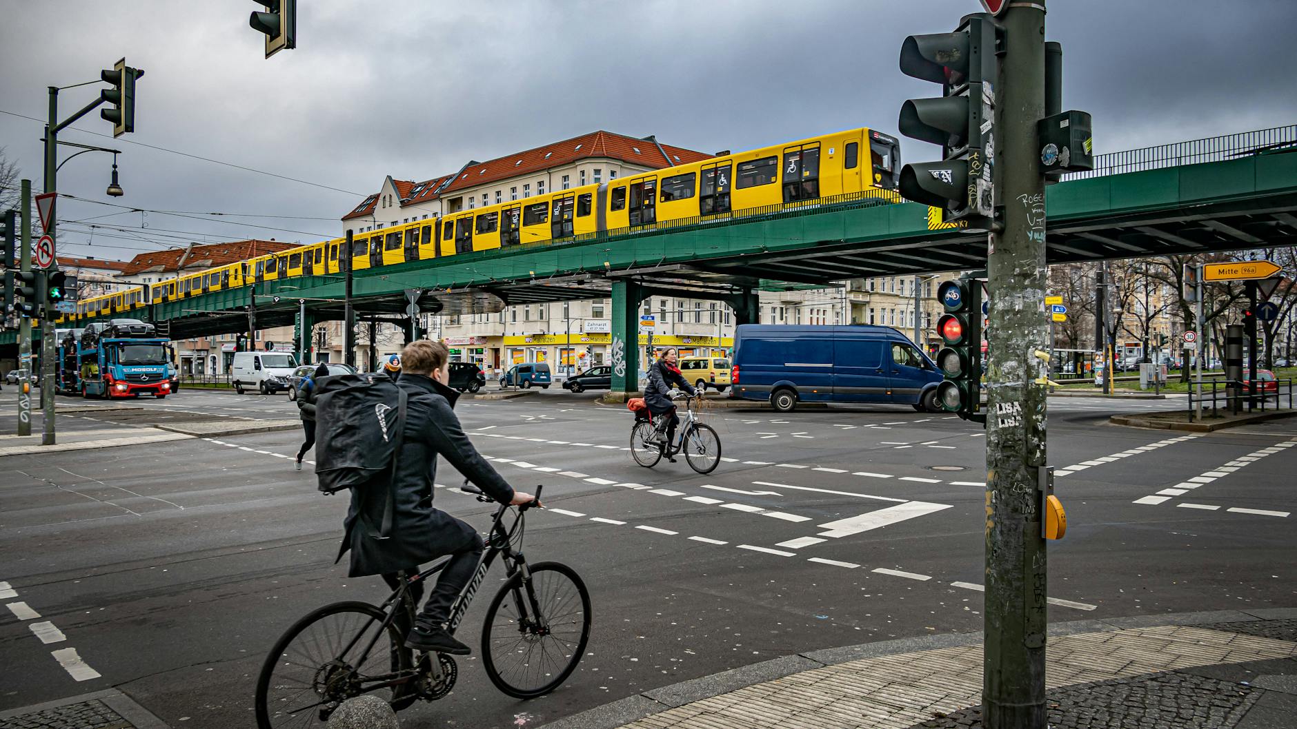 Die Verkehrsteilnehmer in Berlin müssen lernen, sich zu beherrschen. 