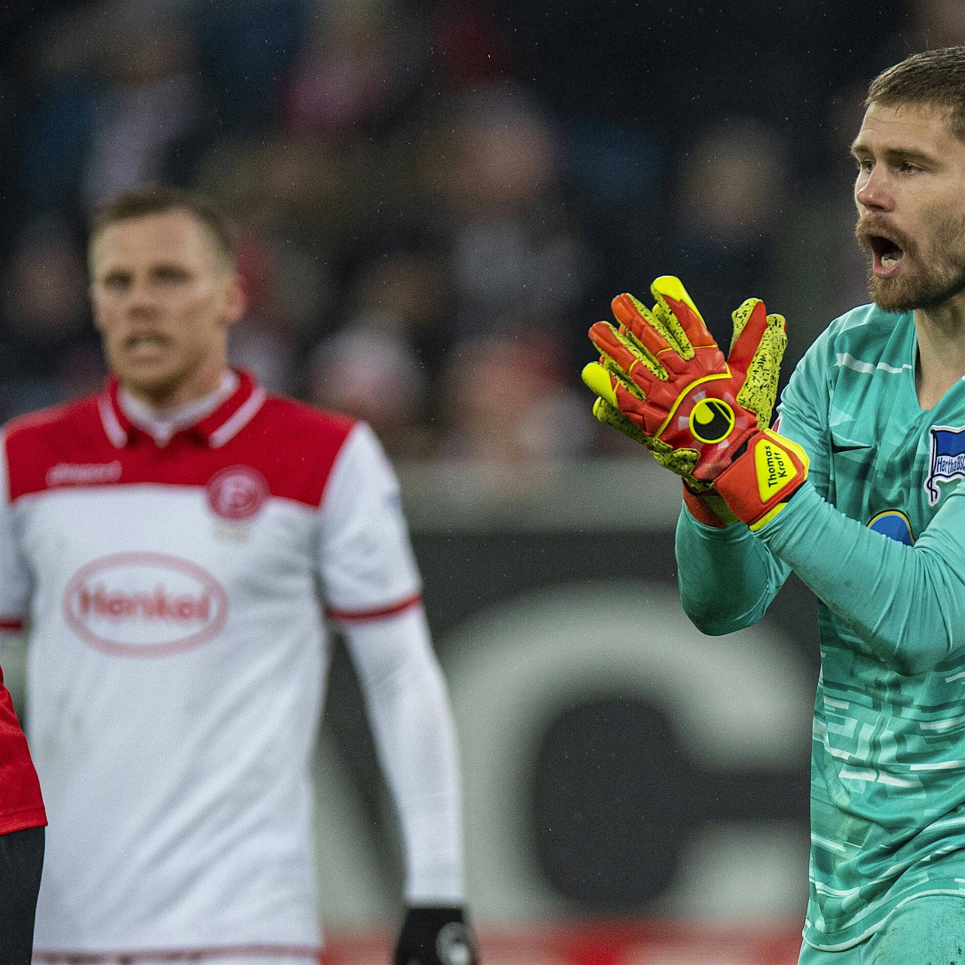 Torwart Kraft brüllte: "Wollen wir uns hier abschlachten lassen?"