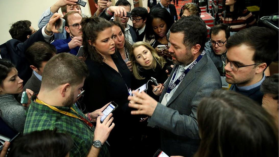 Was ist da schiegelaufen mit den Daten? Auch darüber sprachen US-Journalisten mit Ari Rabin-Havt, dem Kampagnen-Chef von Bernie Sanders. 