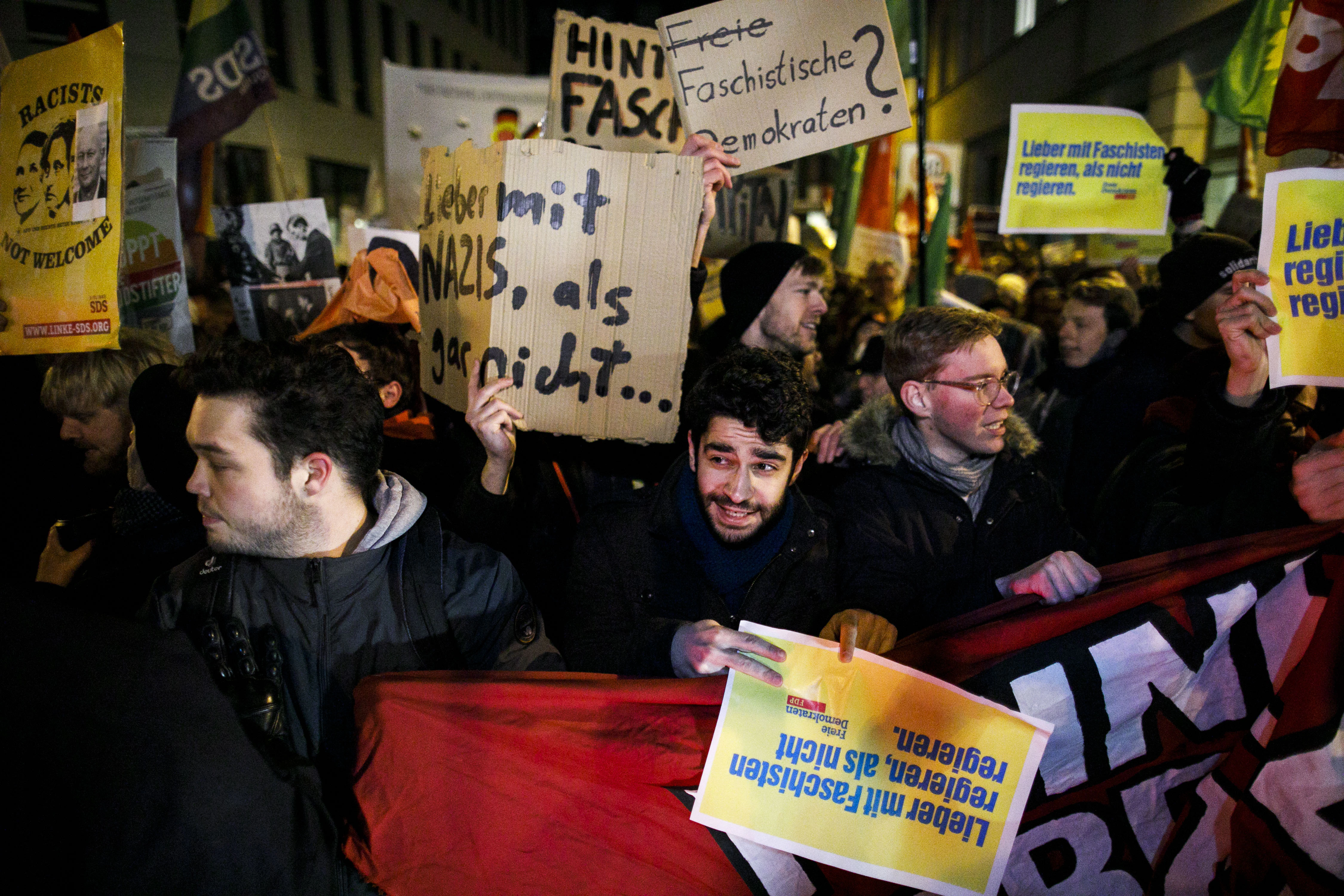 „Ganz Berlin hasst die FDP“ – Proteste vor Parteizentrale