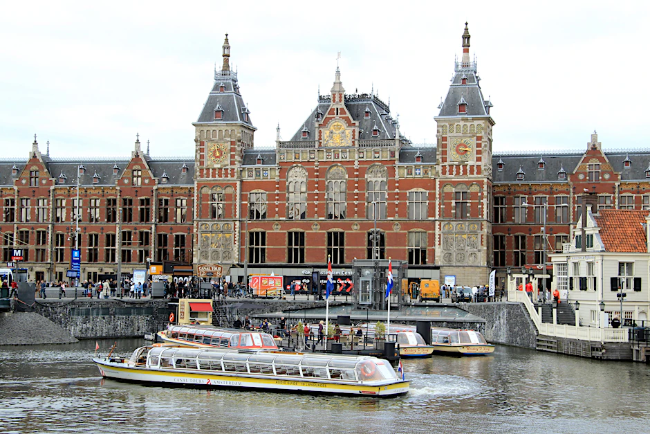 Reich, aber blöde in Amsterdam