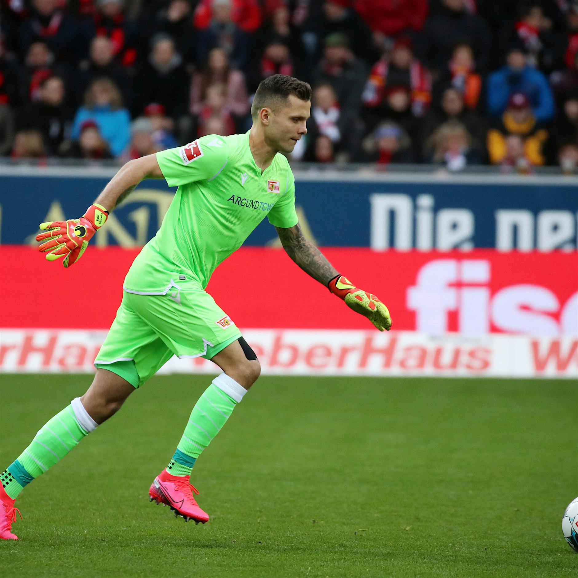 Union-Keeper Rafal Gikiewicz: "Werden wie Affen im Zirkus behandelt."