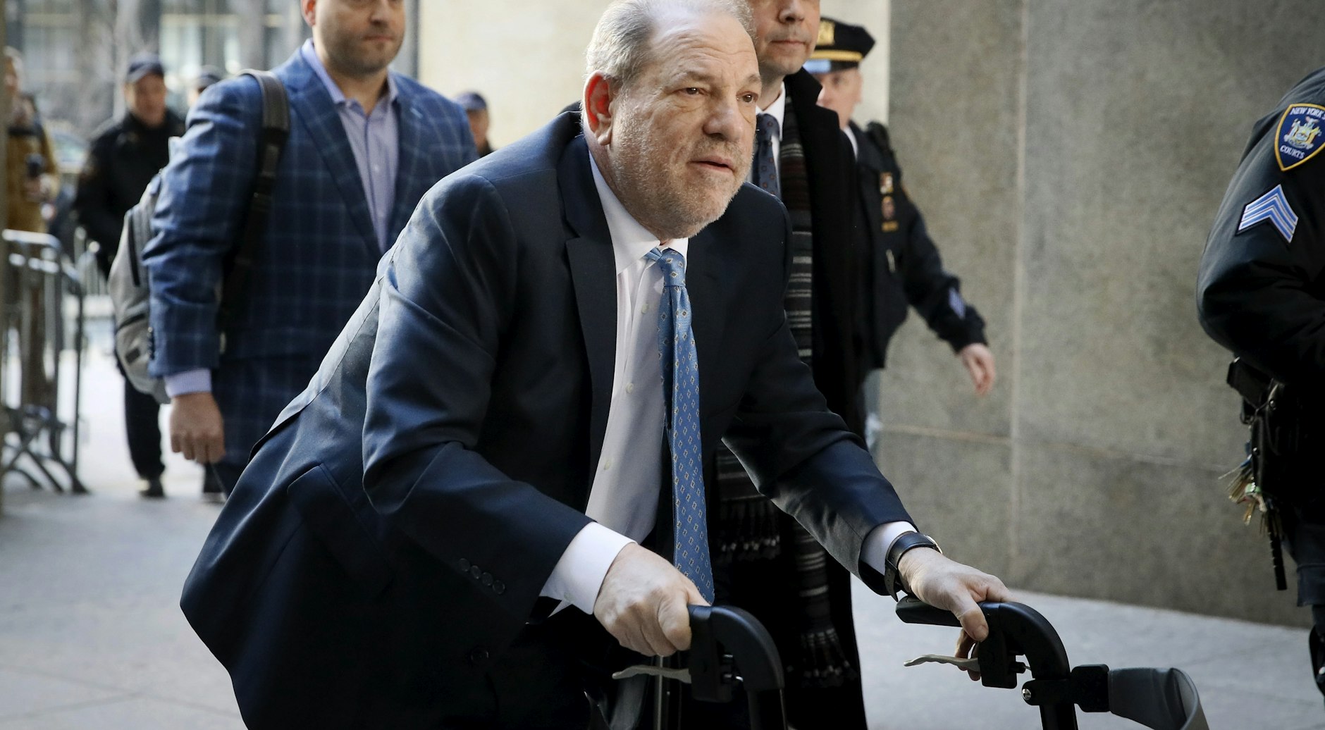 Zu den Prozess-Terminen kam Harvey Weinstein stets mit Rollator.&nbsp;