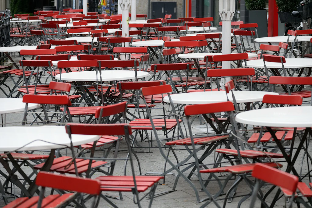 Corona-Hilfe vom Staat: Wem steht was zu – und von wem?