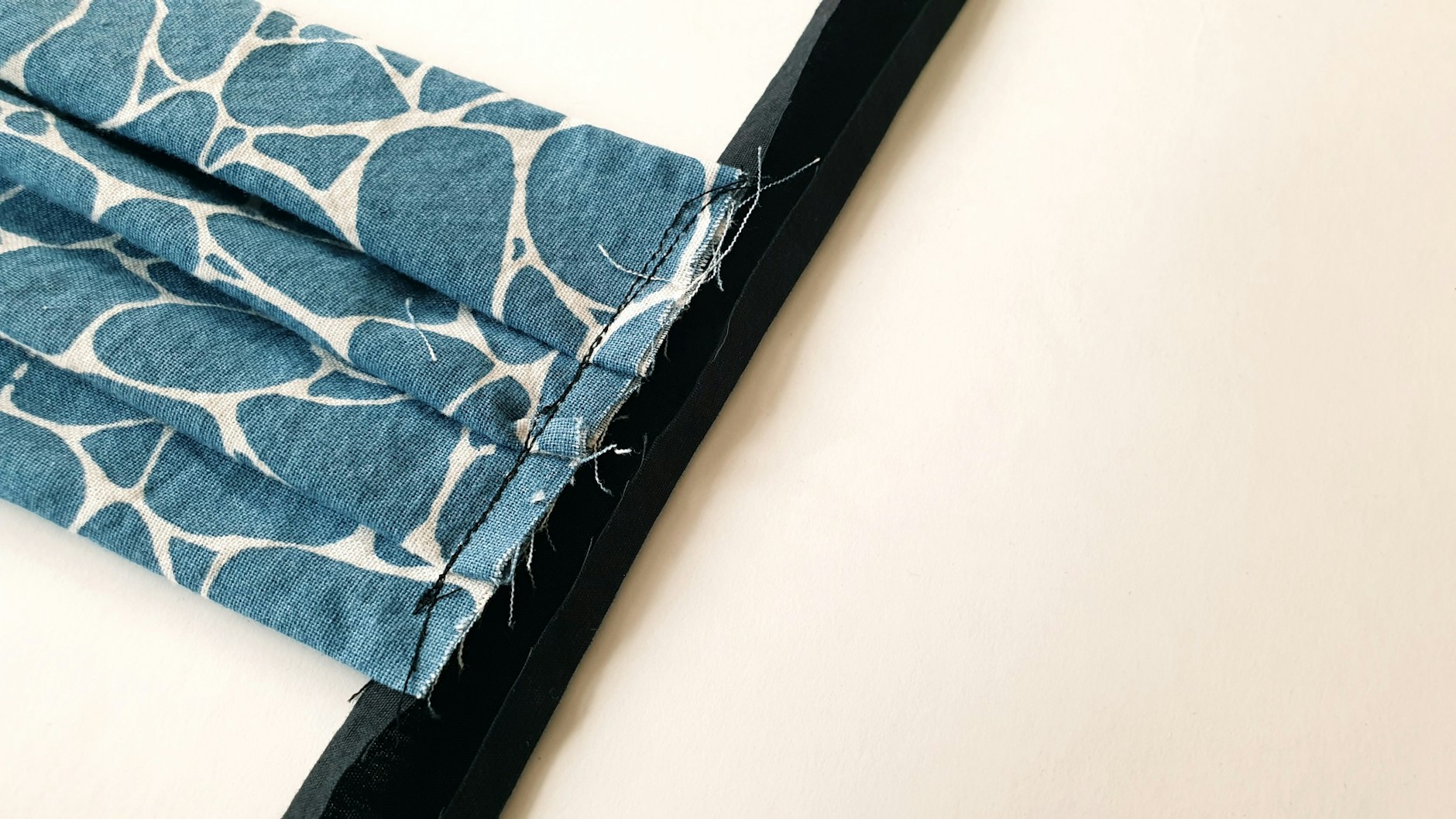 Man dreht das Mundstück nun um...<br>