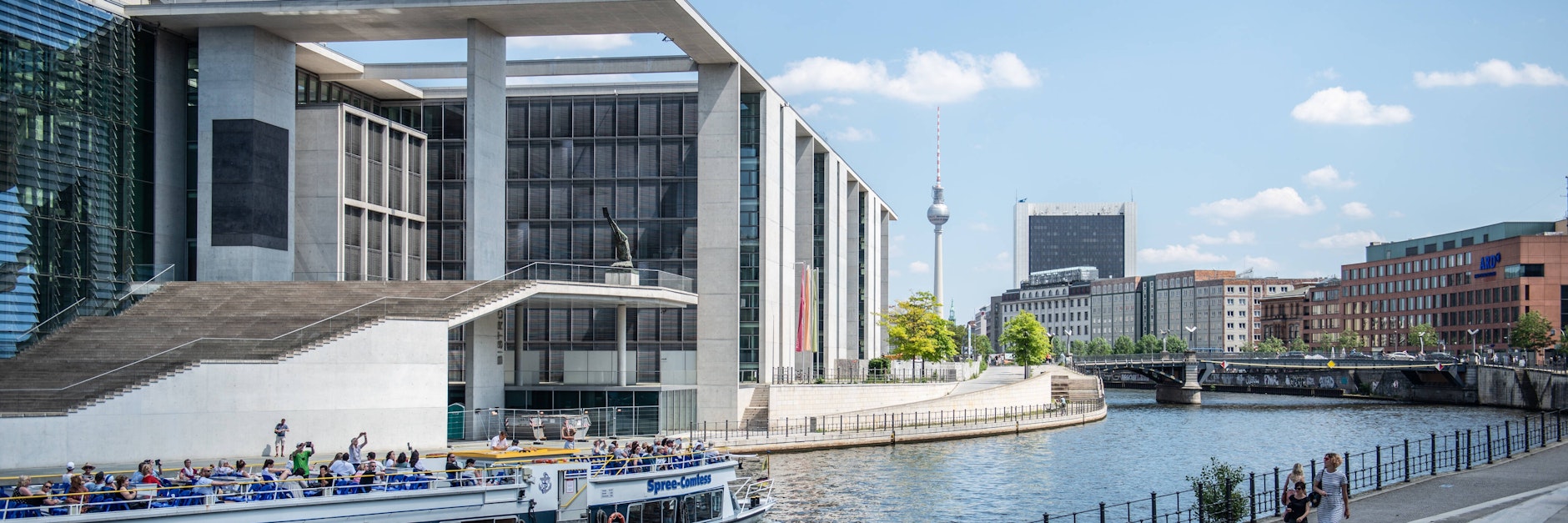 Große Architektur prägt das Parlamentsviertel. Kommt ein Modulbau dazu?