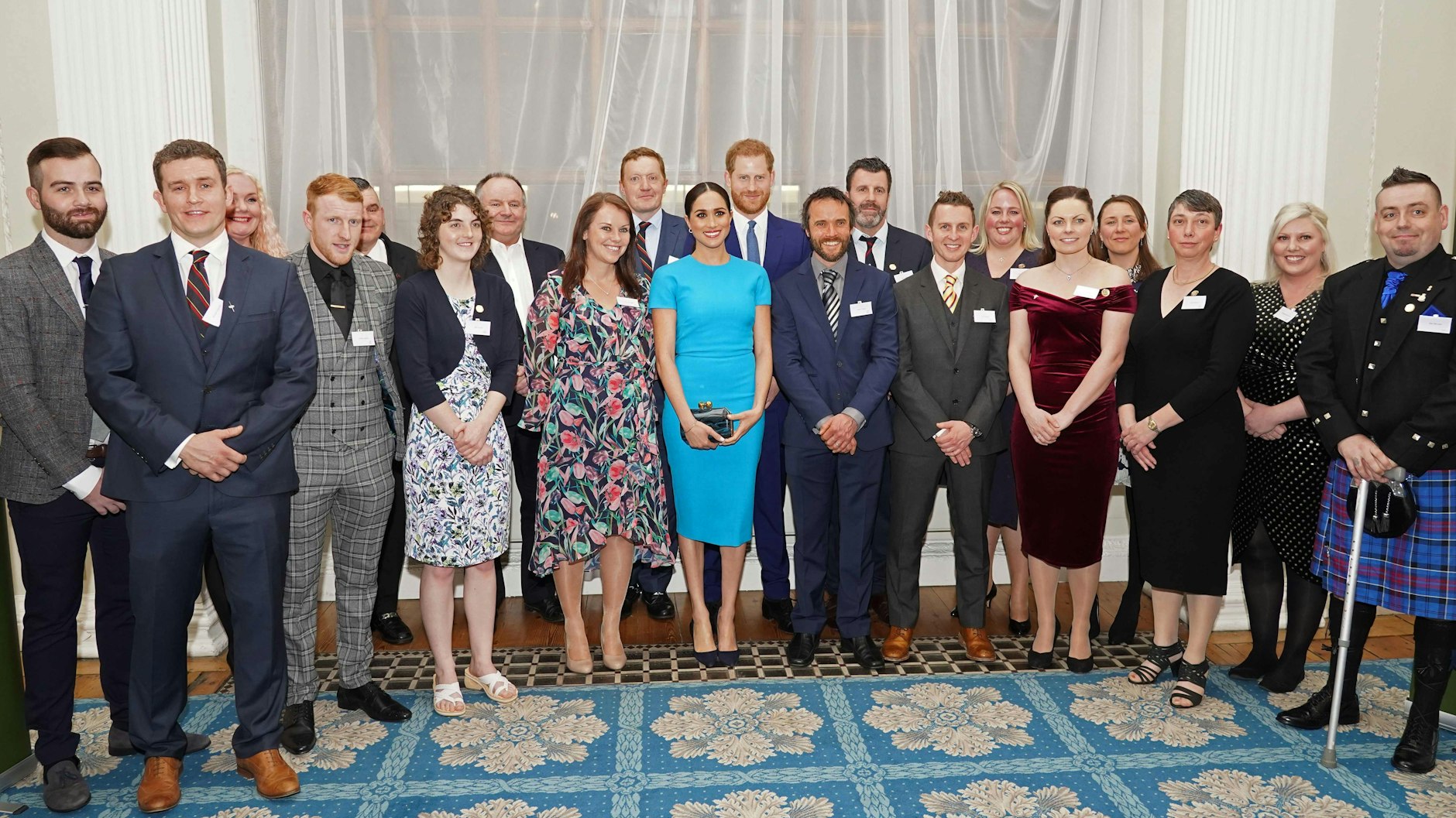 Bei den „Endeavour Fund Awards“: Meghan und Harry mit Veteranen.