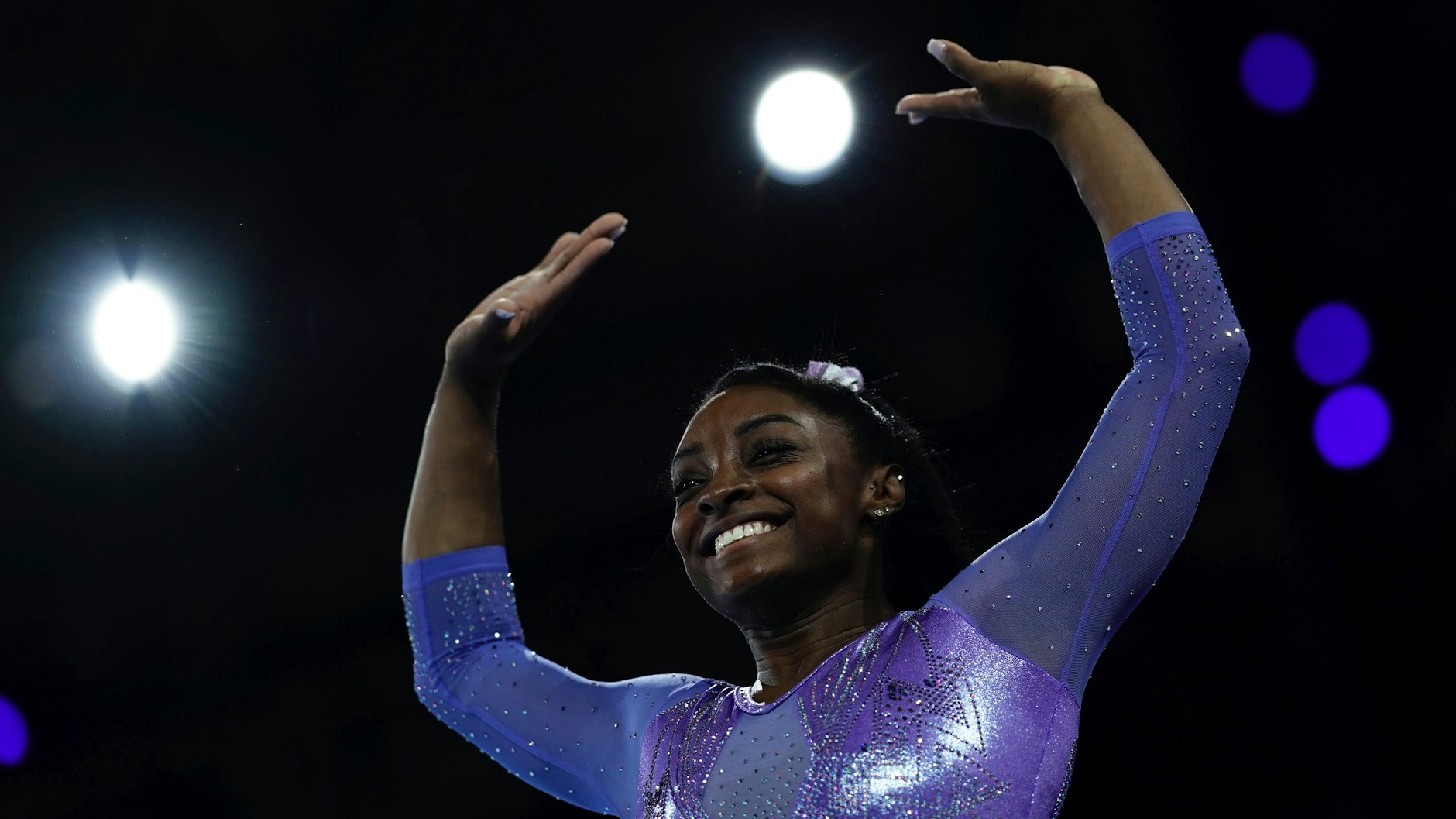 Strahlende Siegerin: Simone Biles lässt das Schwere leicht aussehen.&nbsp;