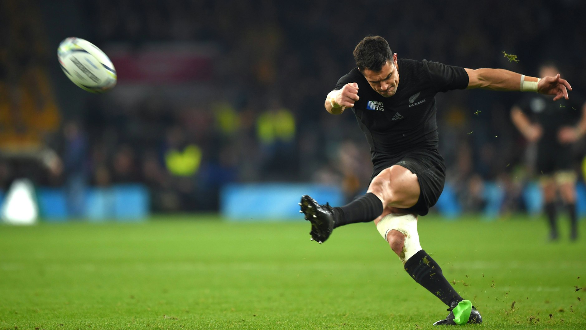 Dan Carter hatte einen triumphalen Auftritt beim 34:17-Endspielsieg der WM  2015 in Twickenham gegen Australien.