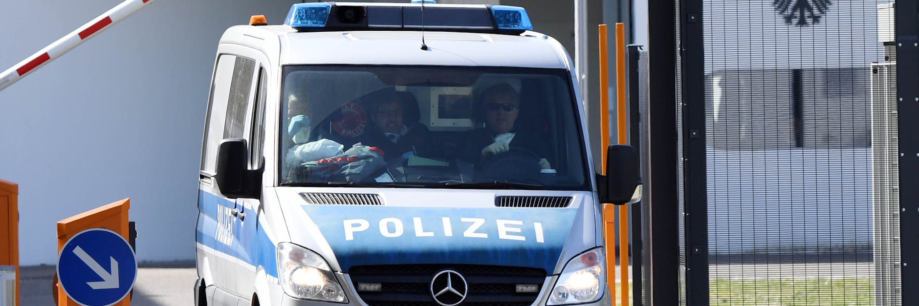 Beim Bundesgerichtshof (BGH) in Karlsruhe wurden die fünf Terrorverdächtigen dem Haftrichter vorgeführt. 