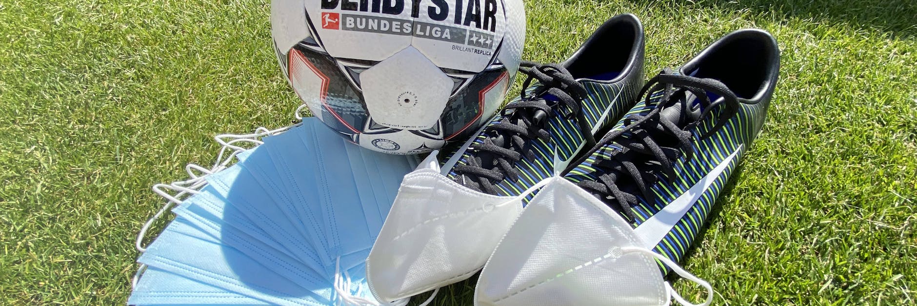 Mit einem besonderen Hygieneplan will die Bundesliga in den Spielbetrieb zurückkehren.