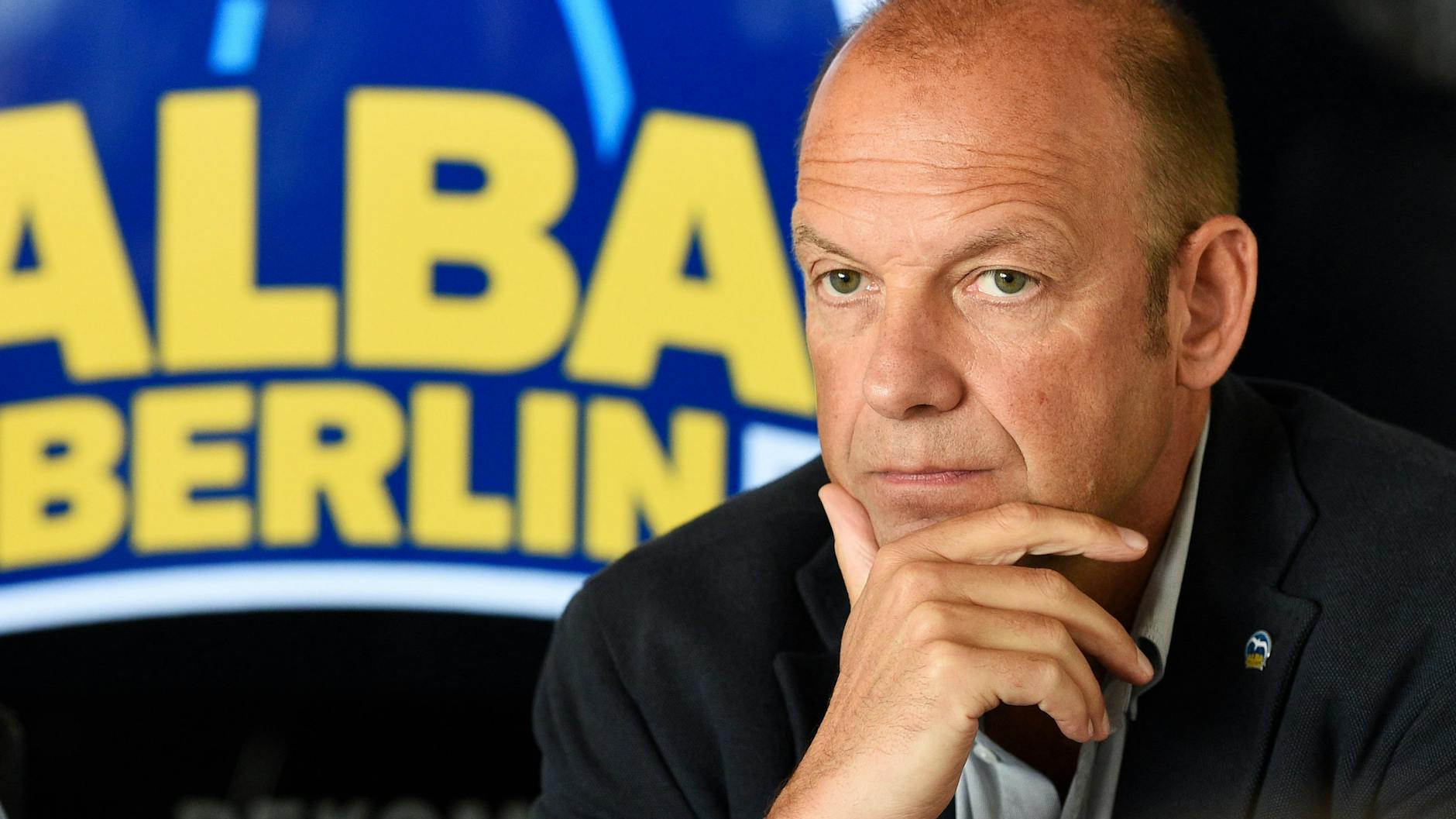 Alba-Manager Marco Baldi sieht der Fortsetzung der Saison in der Basketball optimistisch entgegen.