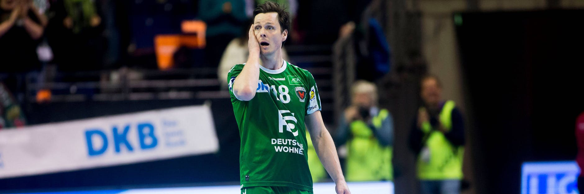 Nicht nur Fuchs-Kapitän Hans Lindberg ist derzeit voller Zweifel ud grübelt, was das Beste für seinen Sport wäre.