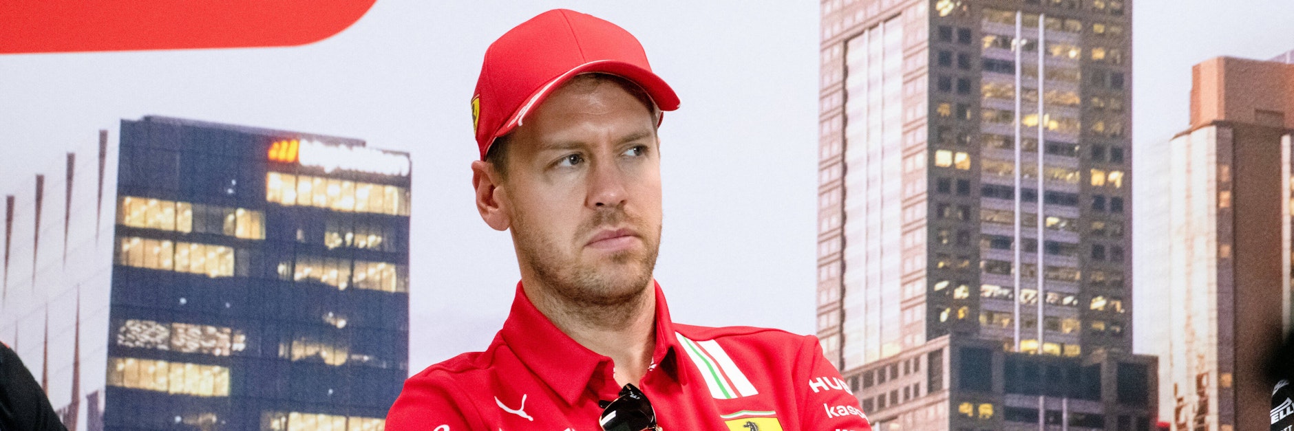 Sebastian Vettel hält sich bei virtuellen Rennen eher zurück.