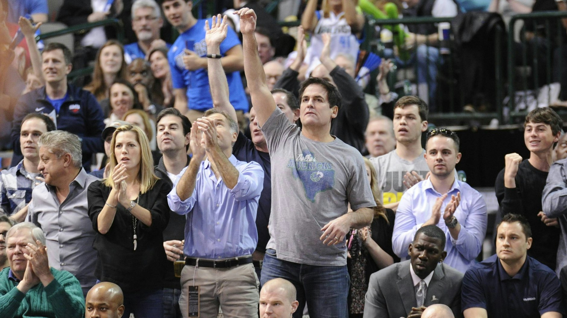 Mark Cuban fiebert bei Spielen der Mavericks wie ein Fan mit.