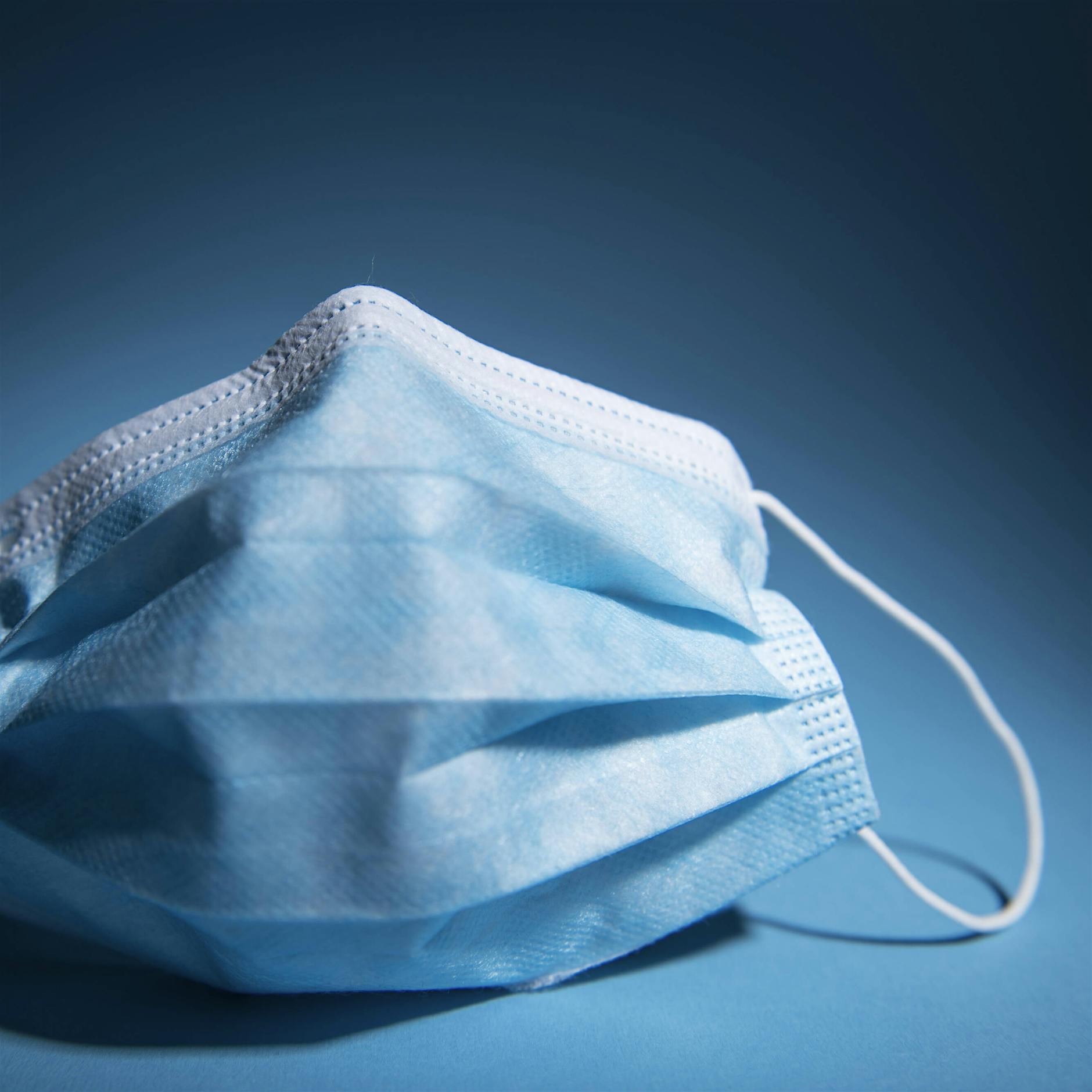 Wurde Sars-CoV-2 im Labor fabriziert?