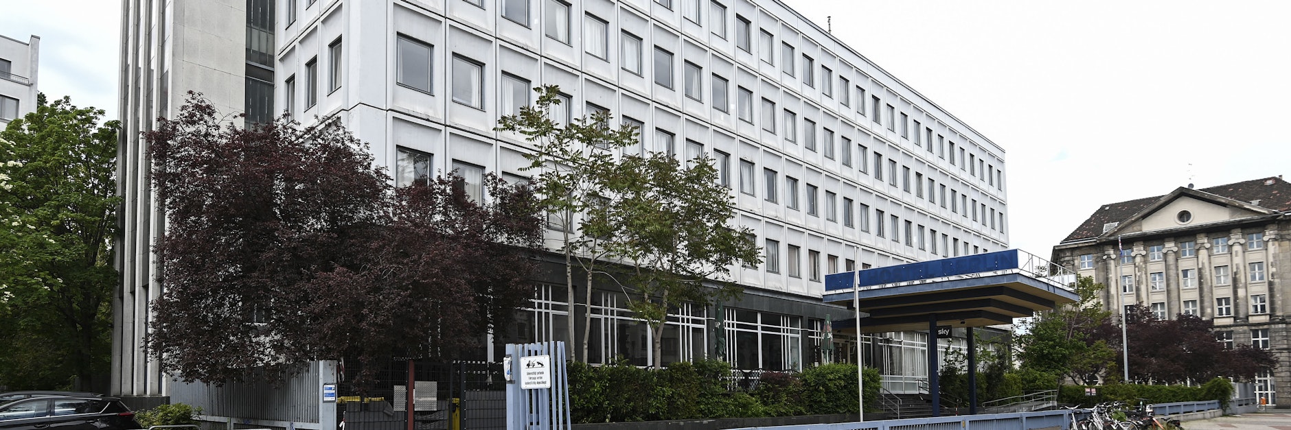 Das  Hostel in  der Nordkorea- Botschaft an der Glinkastraße war vor allem bei jungen Berlin-Touristen beliebt.