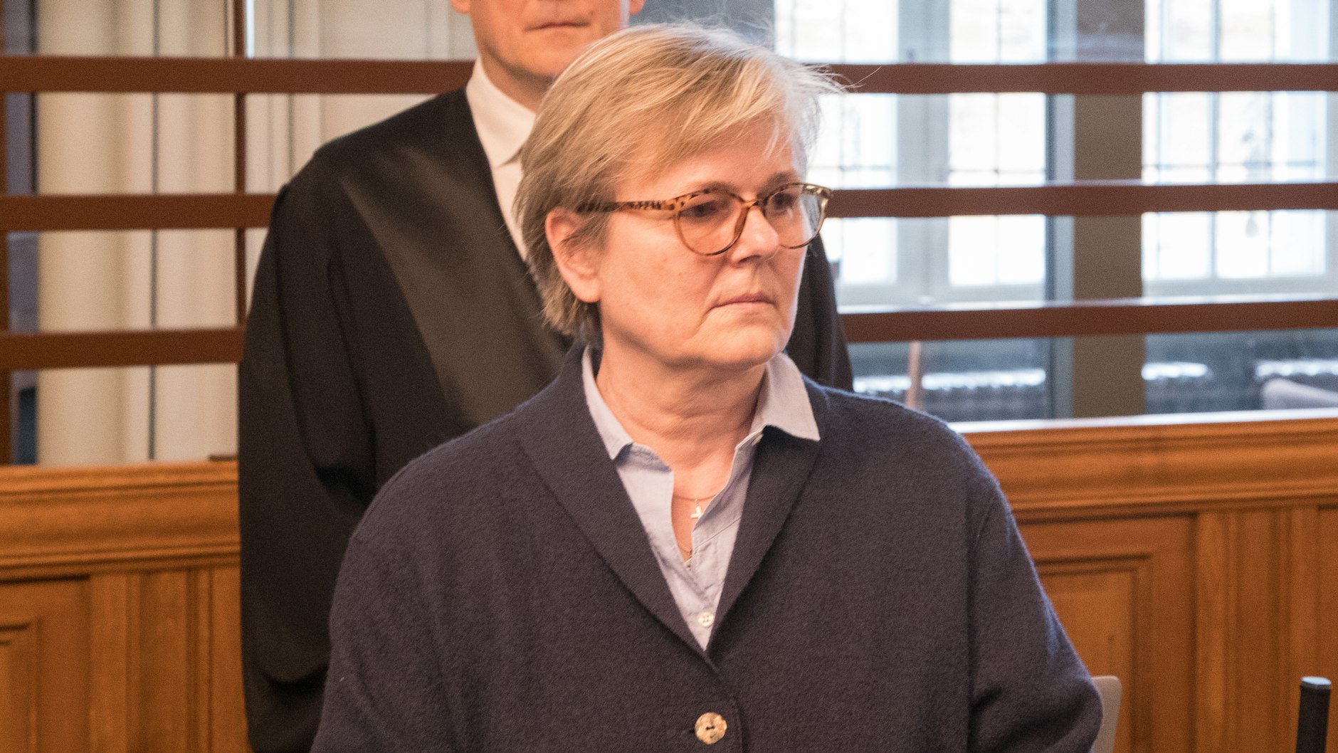 Schwester Beatrice von Weizsäcker folgt dem Prozess.