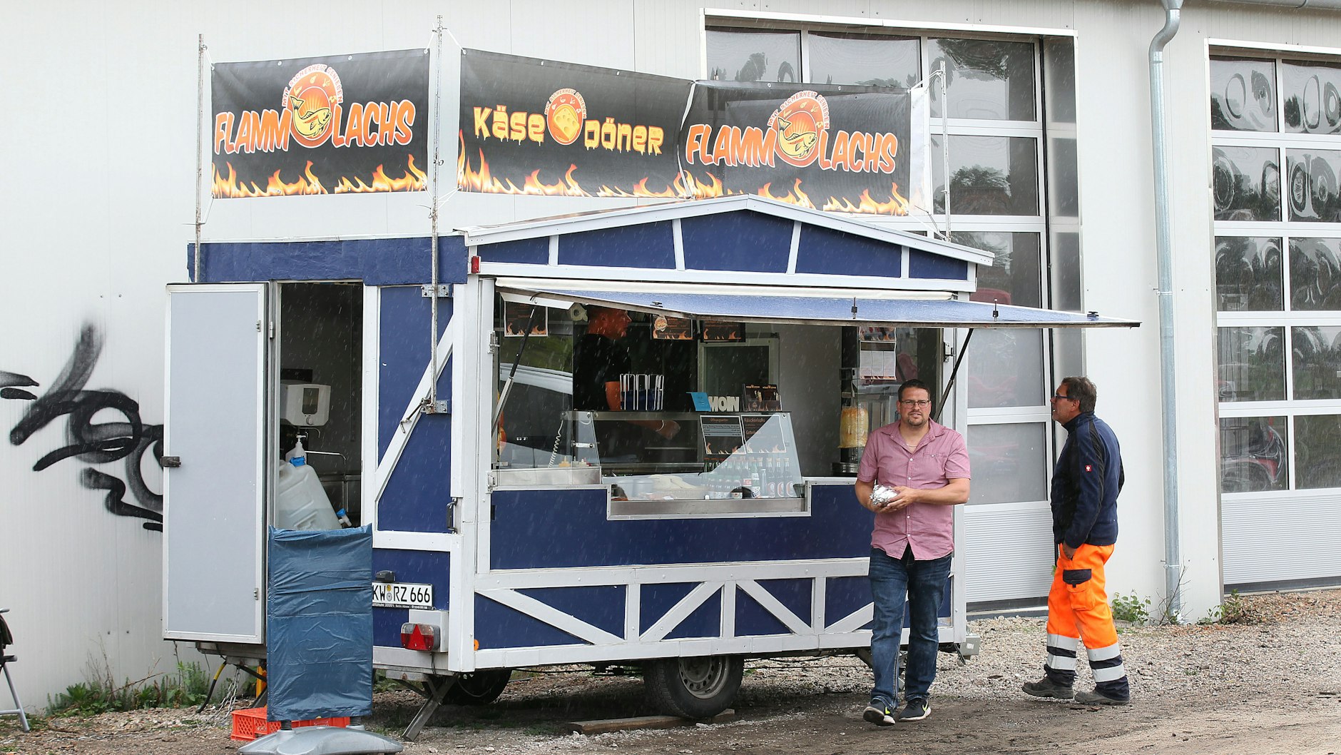 Seit wenigen Wochen ist der Dönerstand in Brandenburg an der Havel an der Spittastraße 23 zu finden.