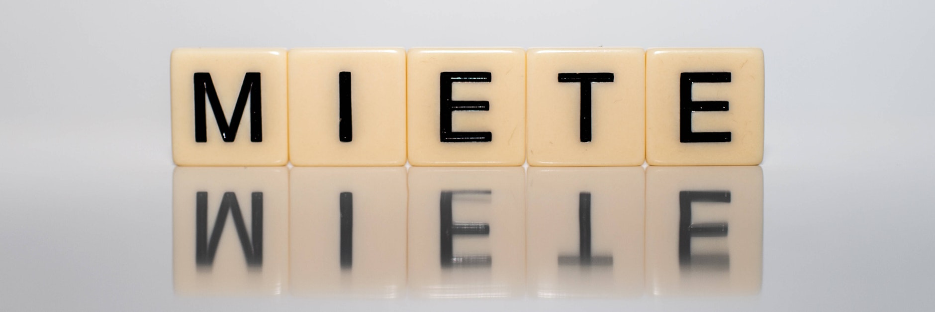 Zwei Mieten für eine Wohnung stehen immer häufiger in Berliner Mietverträgen.