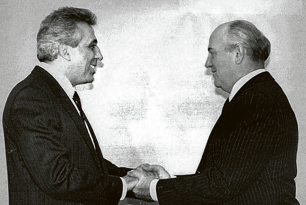 Wann gab die Sowjetuniondie DDR frei?