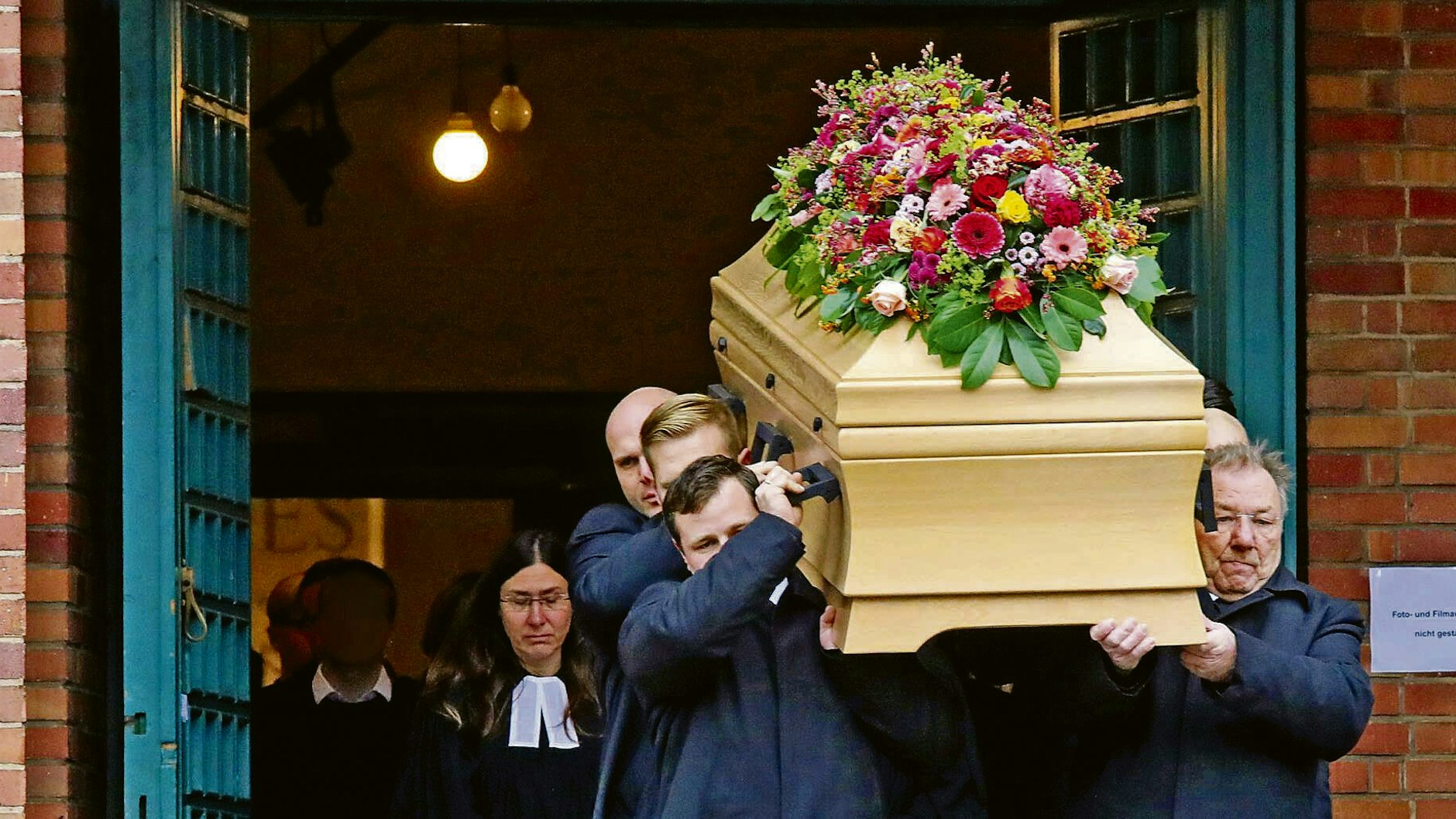 Anfang Dezember vergangenen Jahres wird Fritz von Weizsäcker zu Grabe getragen.